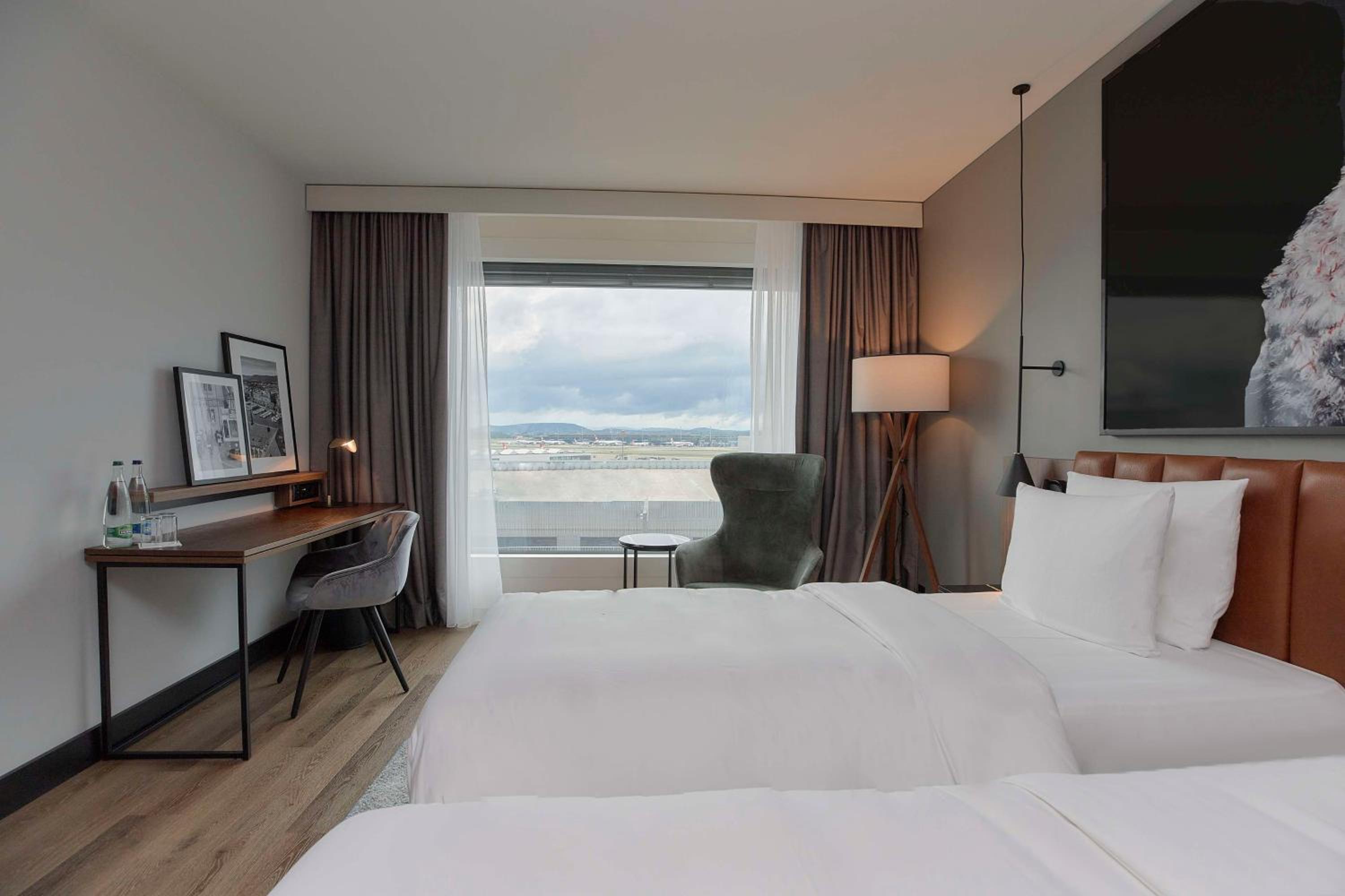 Premium Room with Airfield View - Photo 6