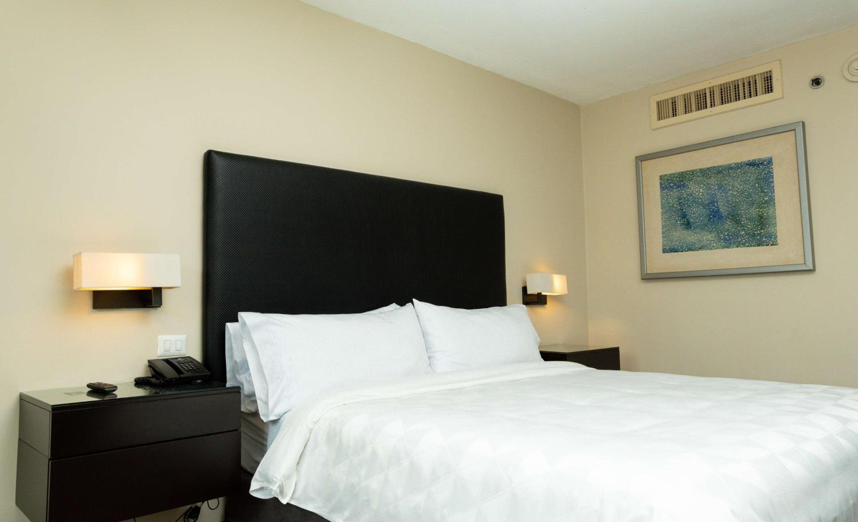 King Room - Non-Smoking - Photo 1