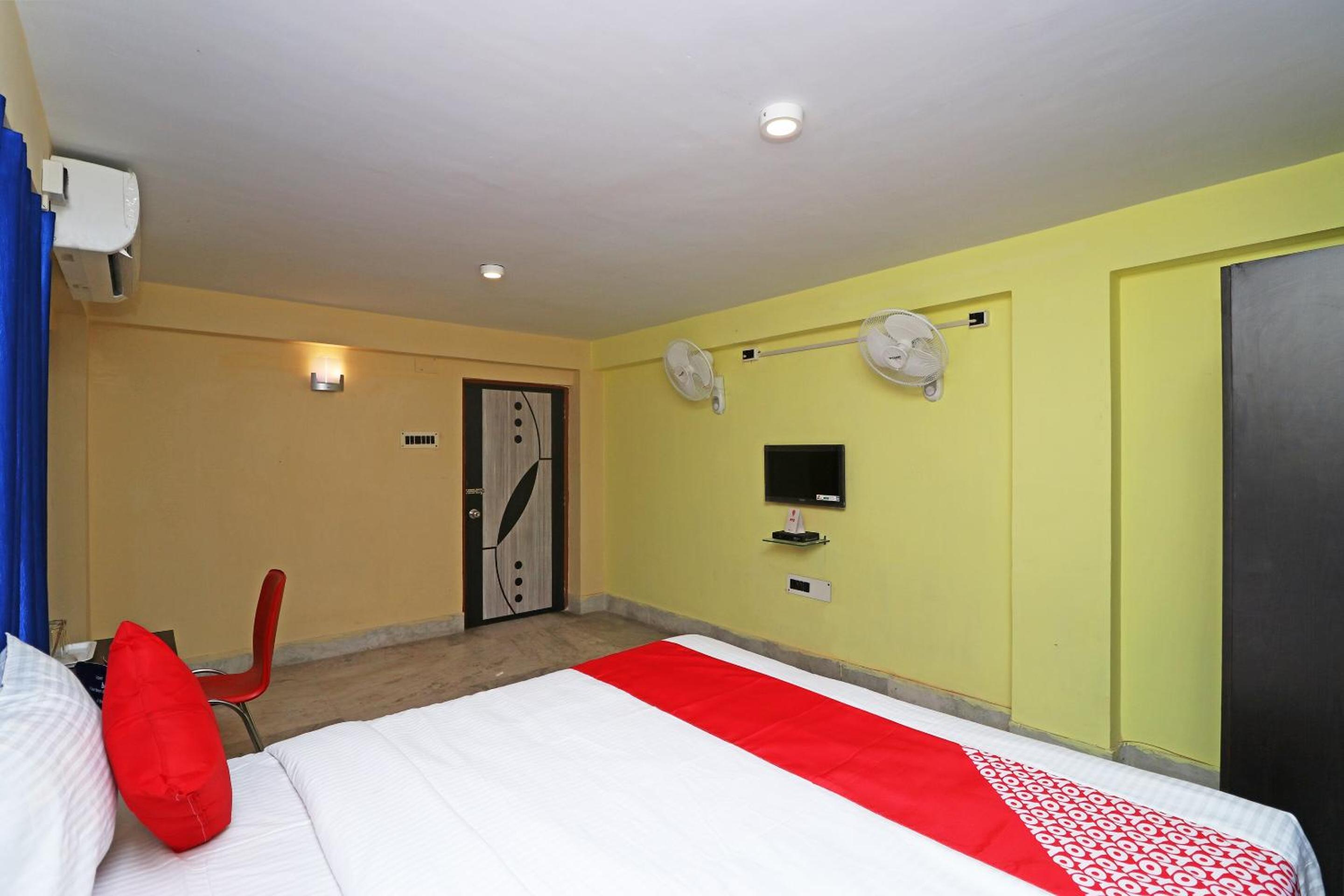 Classic Triple Room photo 2