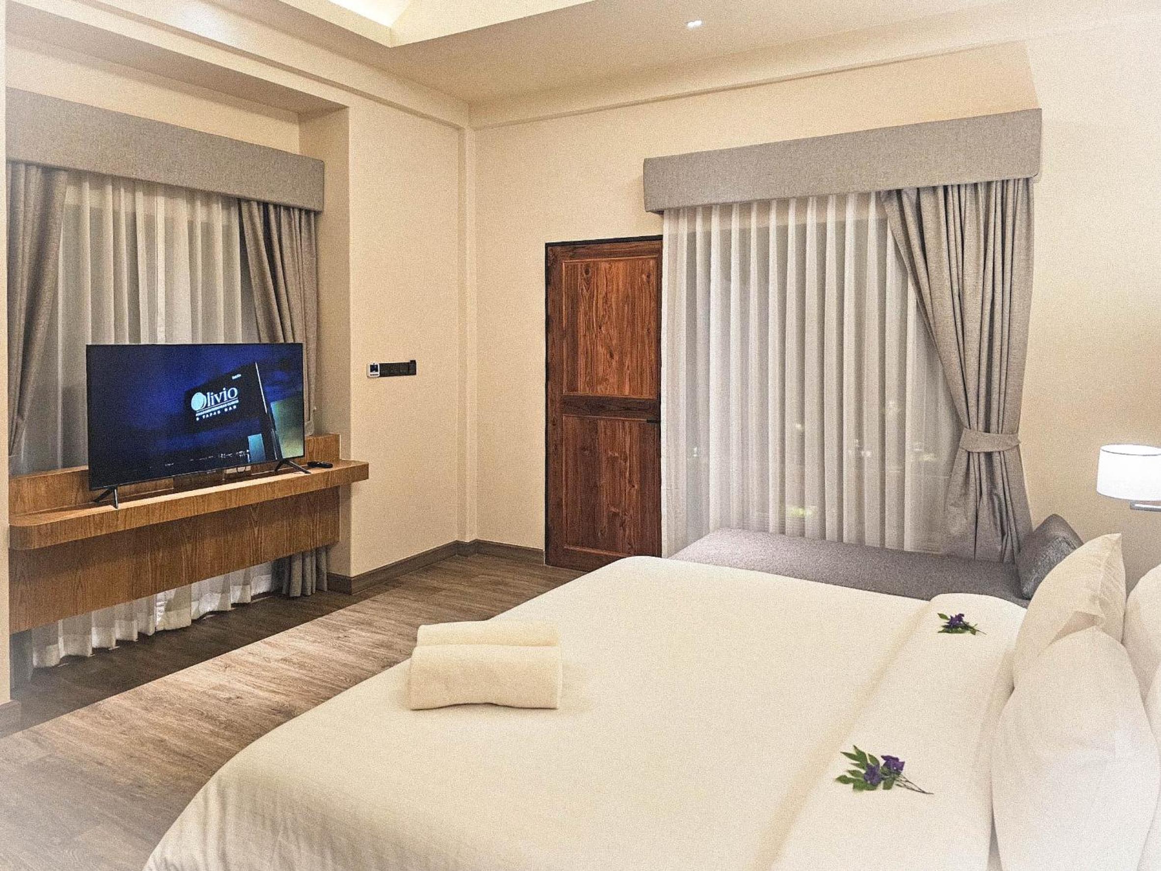 Deluxe Villa with One-Way Airport Transfer photo 2