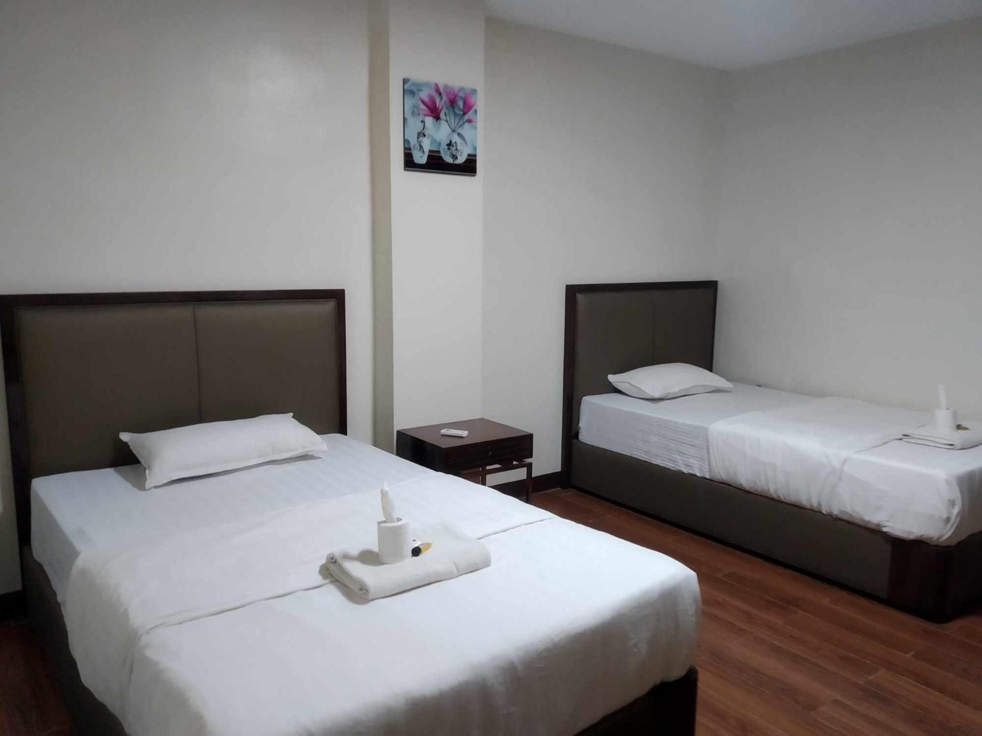 Double or Twin Room - Photo 6