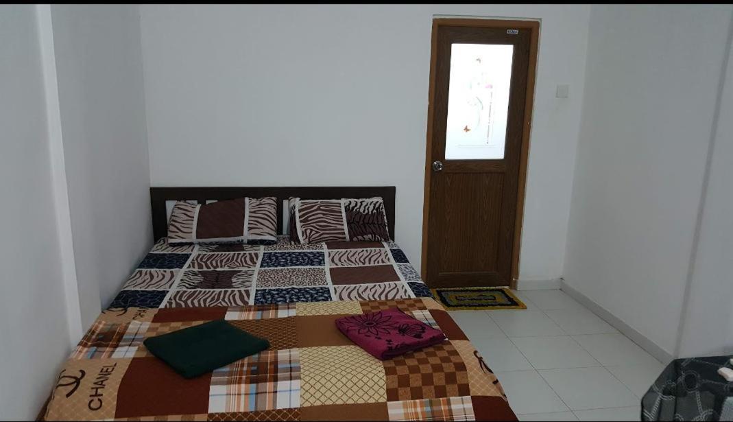 Deluxe Double Room (2 Adults + 1 Child) photo 1