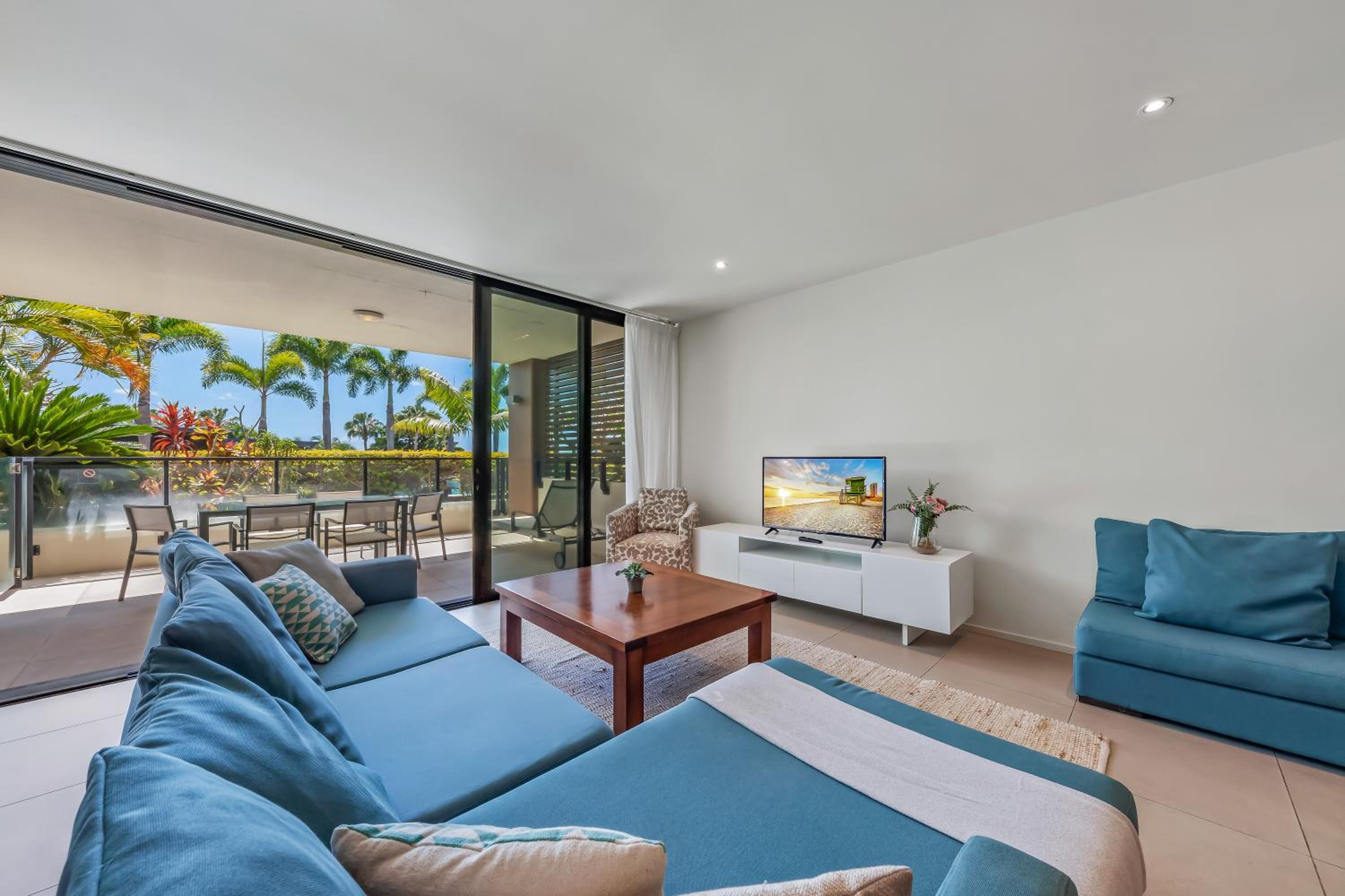 One-Bedroom Apartment with Garden View