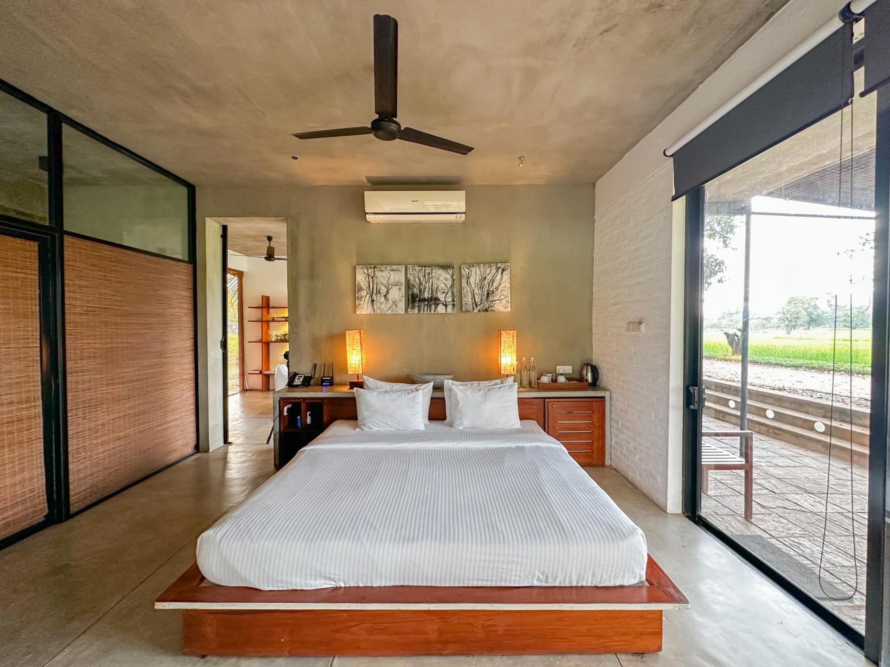 Nika - Premier Suite (10% off on food)