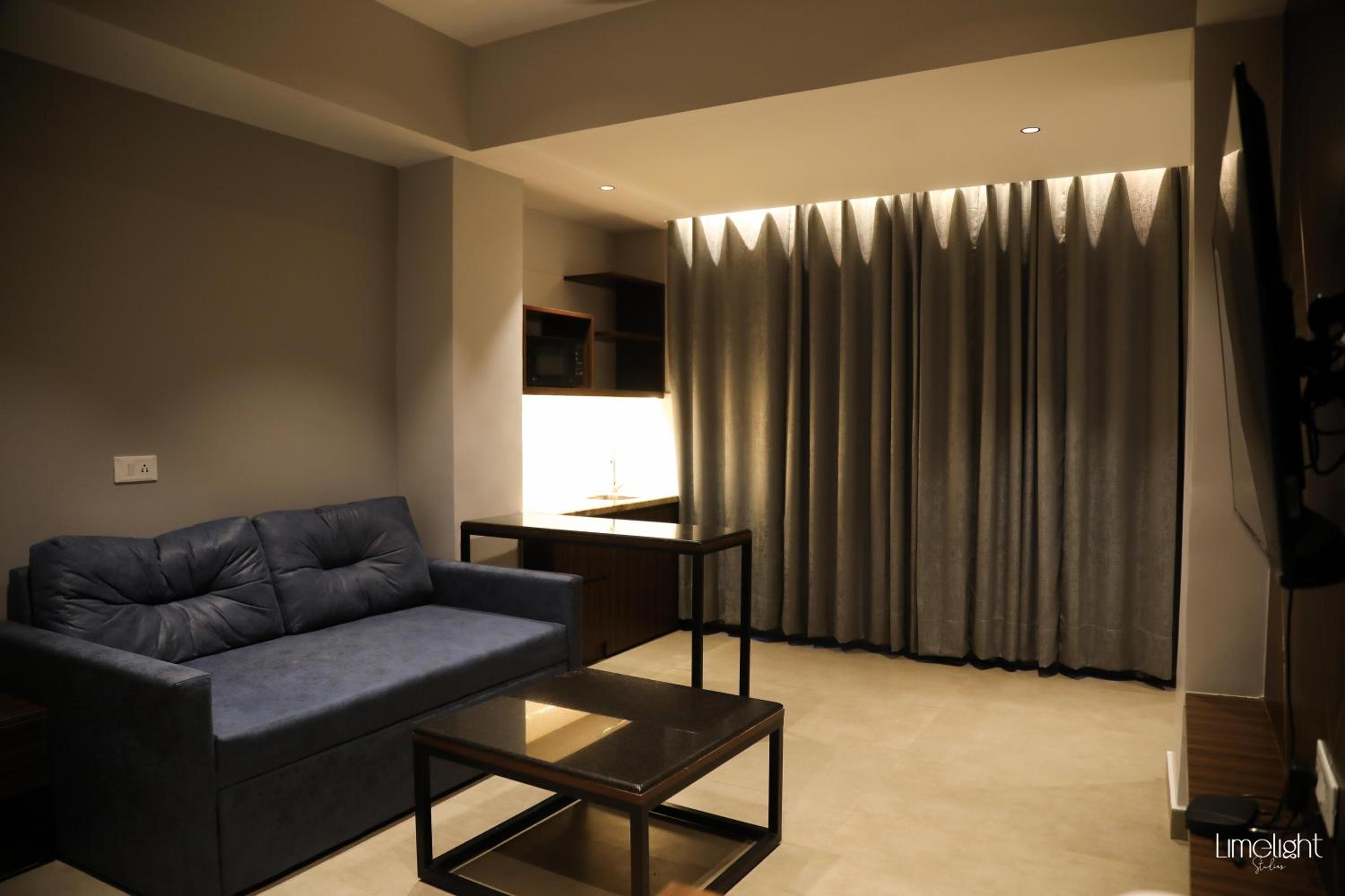 Executive Suite photo 2
