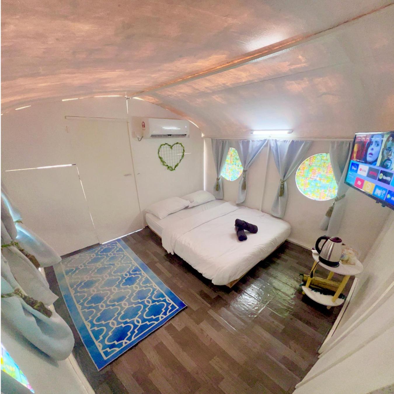 Queen Room with Sea View photo 2
