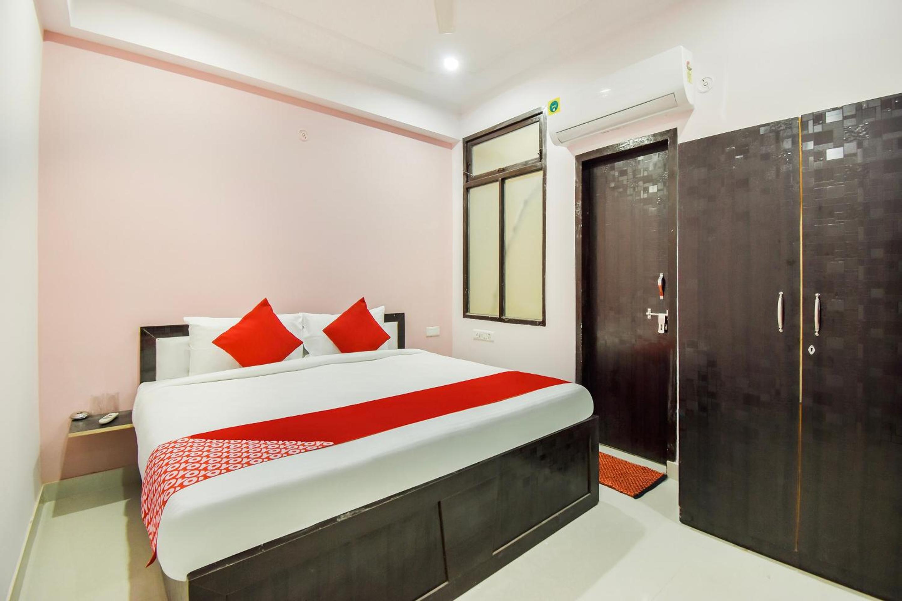 Standard Double Room photo 3