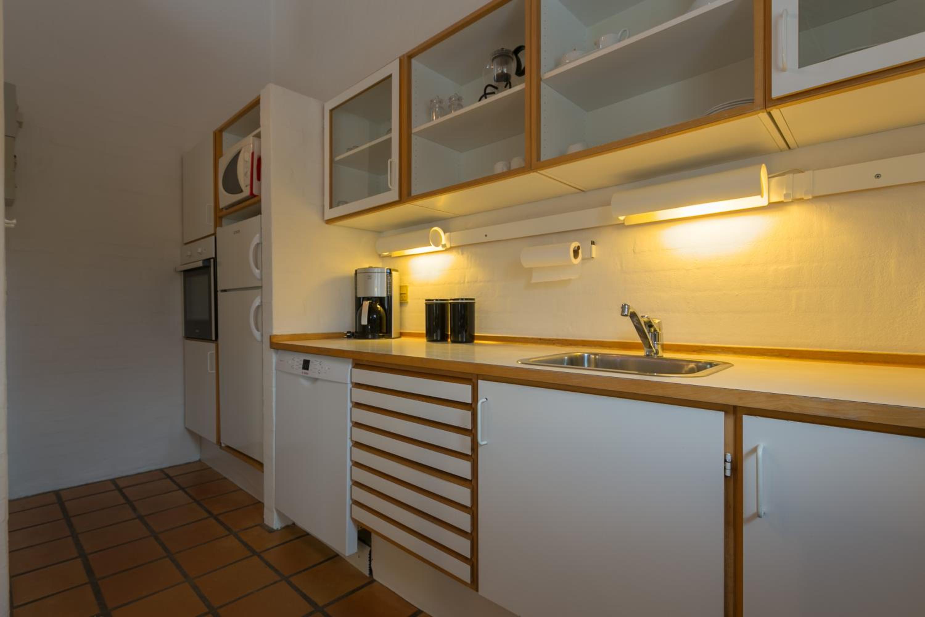 Apartment (5 Adults) photo 3
