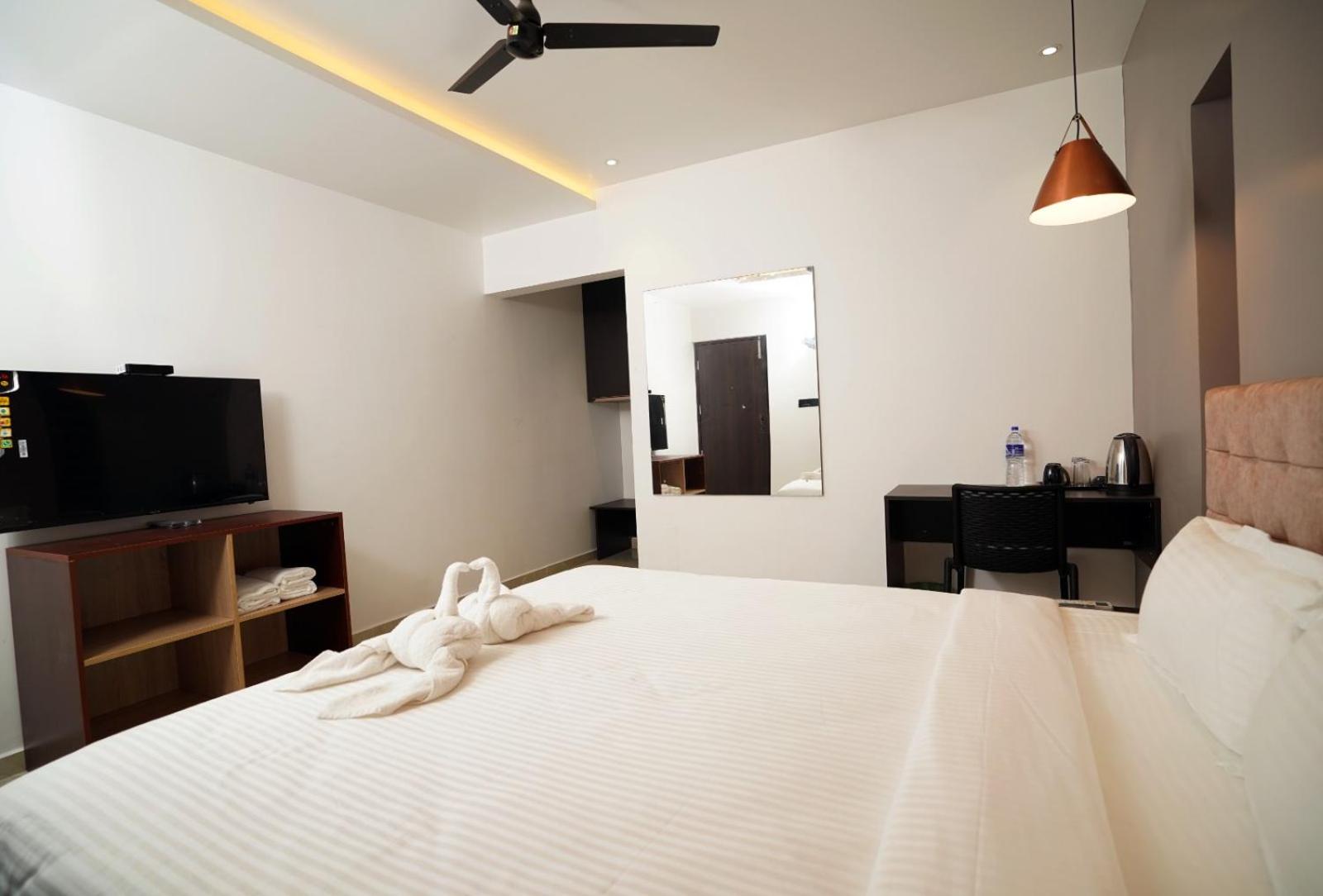 Deluxe Double Room photo 3