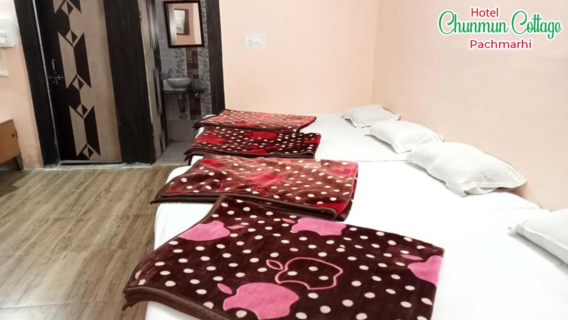 8-Bed Mixed Dormitory Room