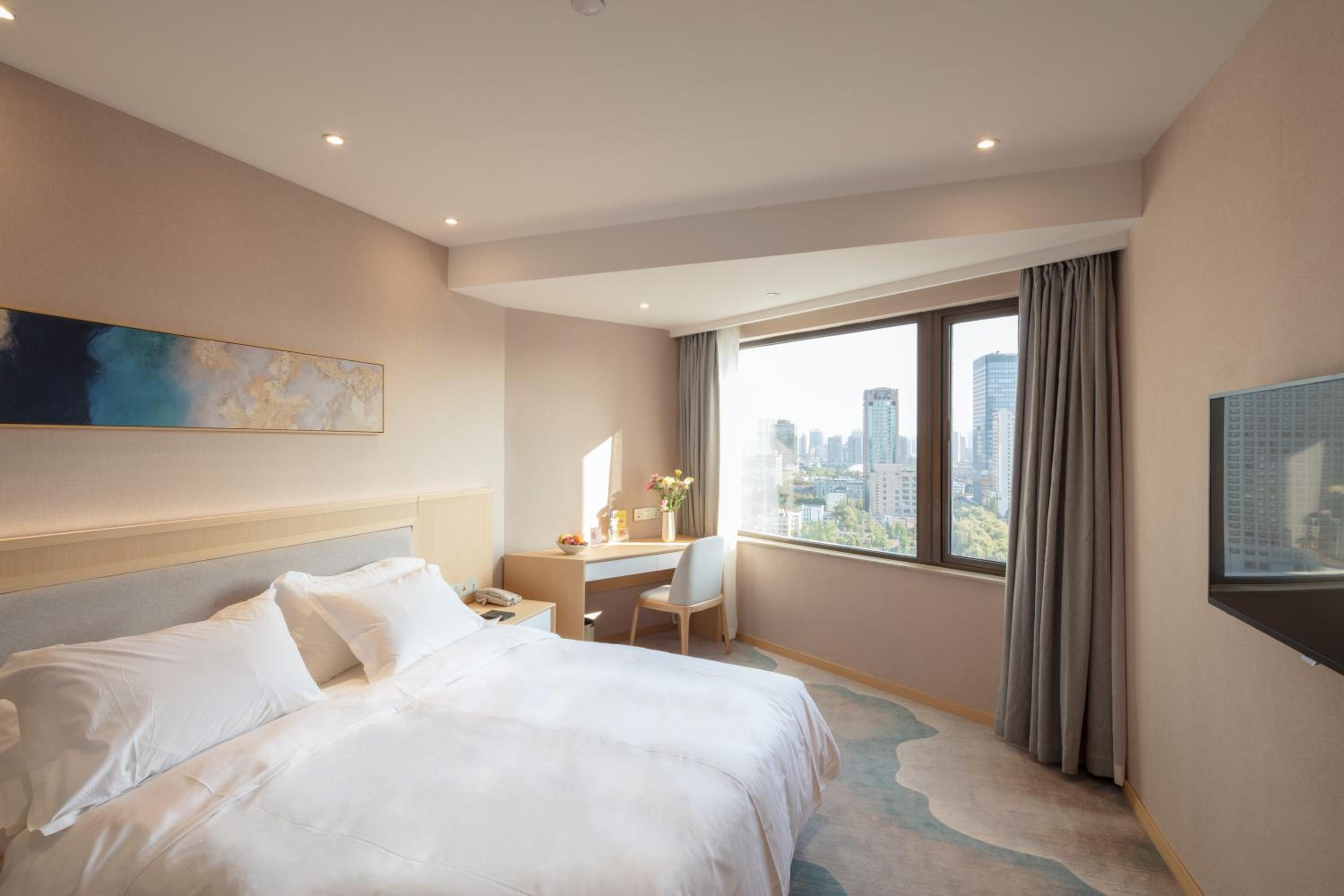 Limited Offer - Deluxe Double or Twin Room photo 2
