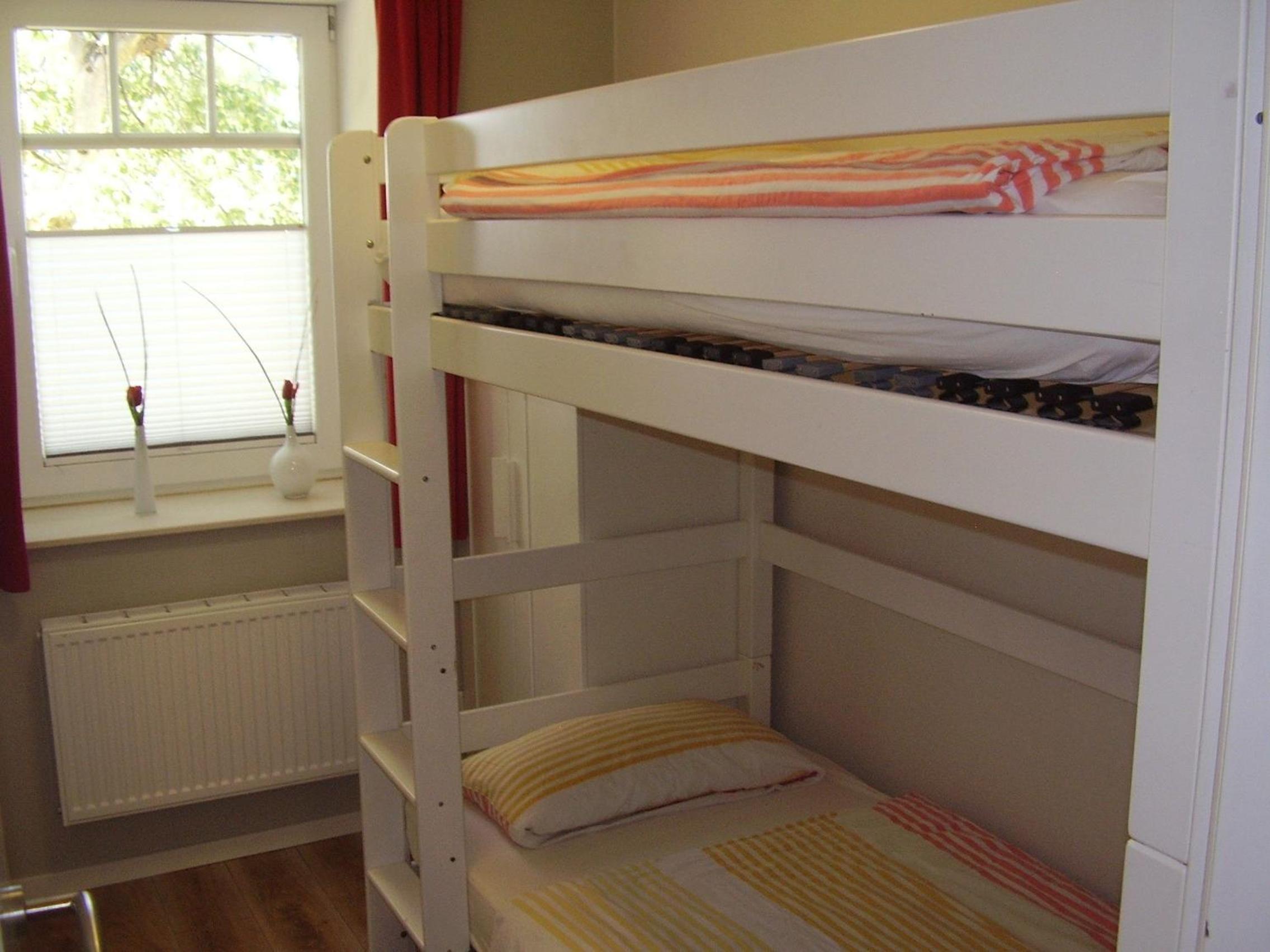 Two-Bedroom House photo 3