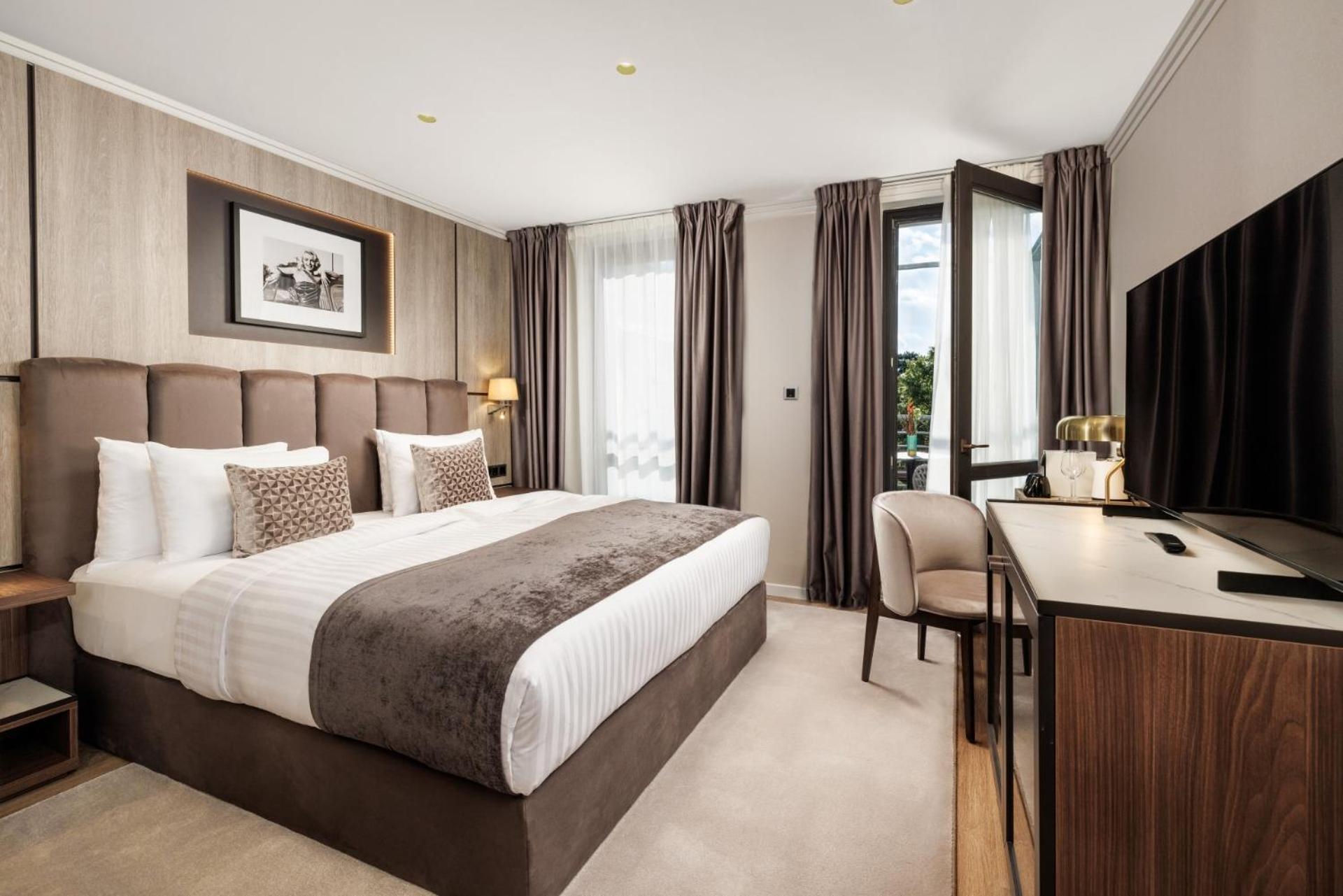 Double Room with Balcony