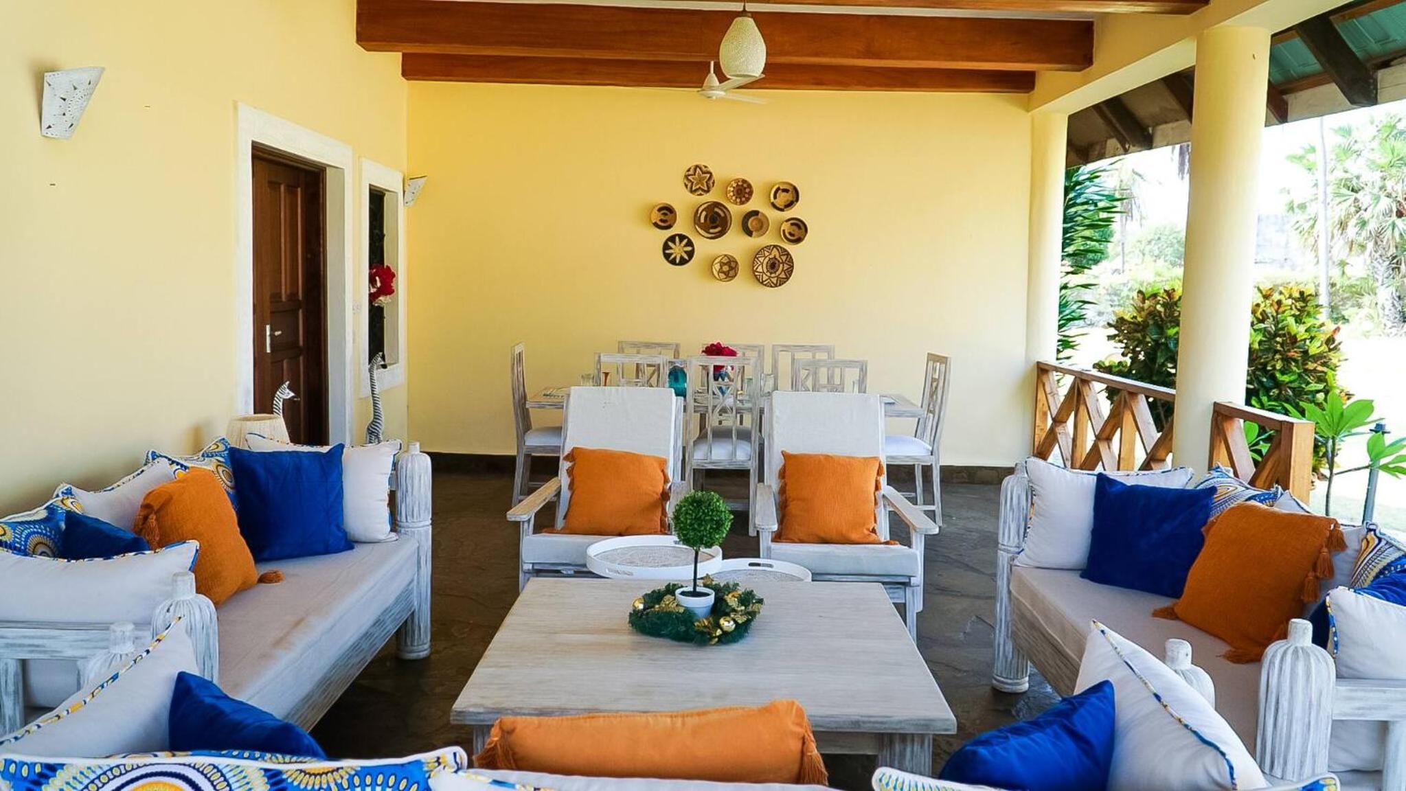 Villa photo 1