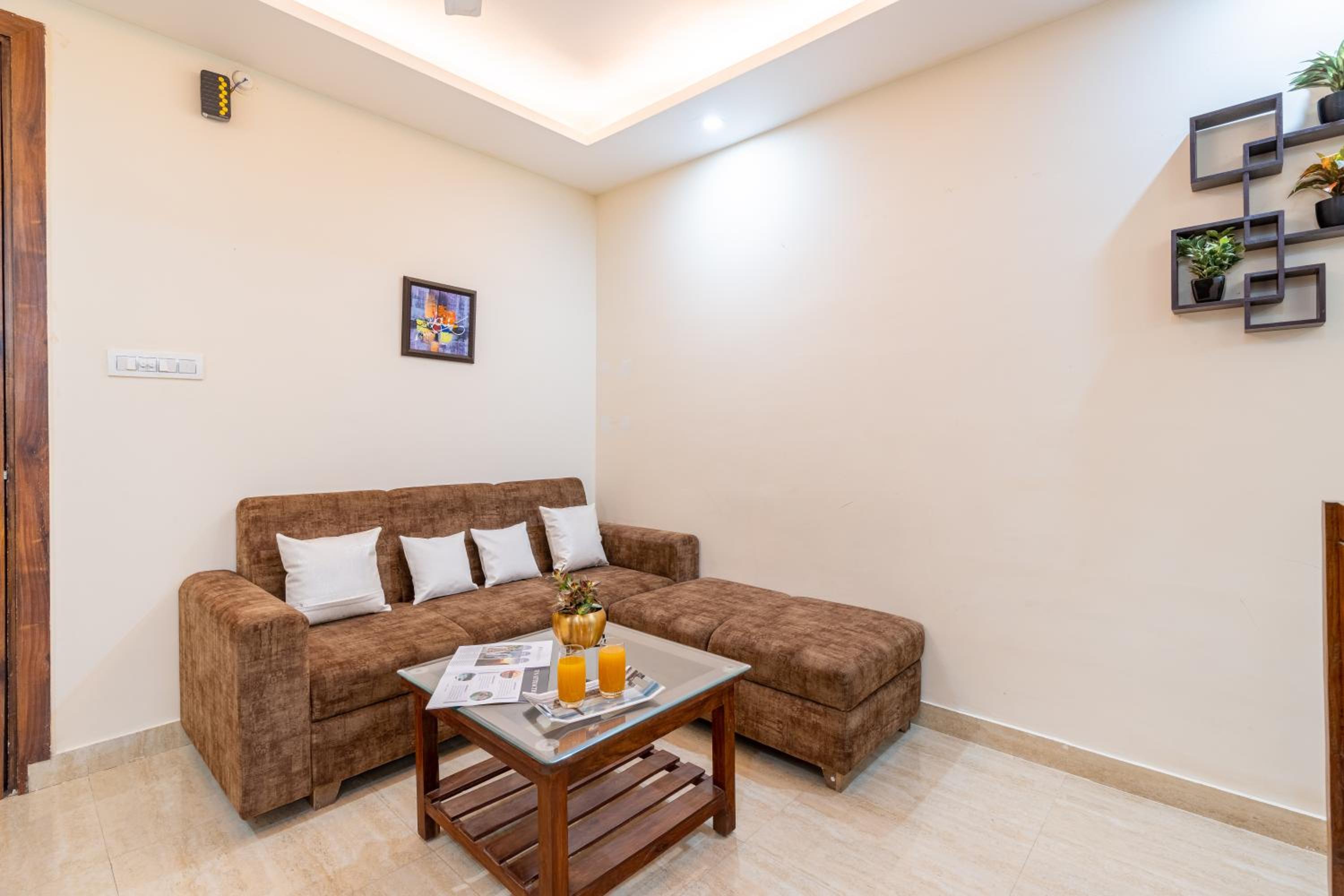 Apartment with Mountain View - Photo 12