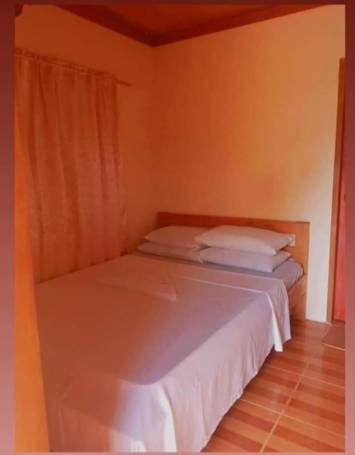 Budget Double Room - Photo 3