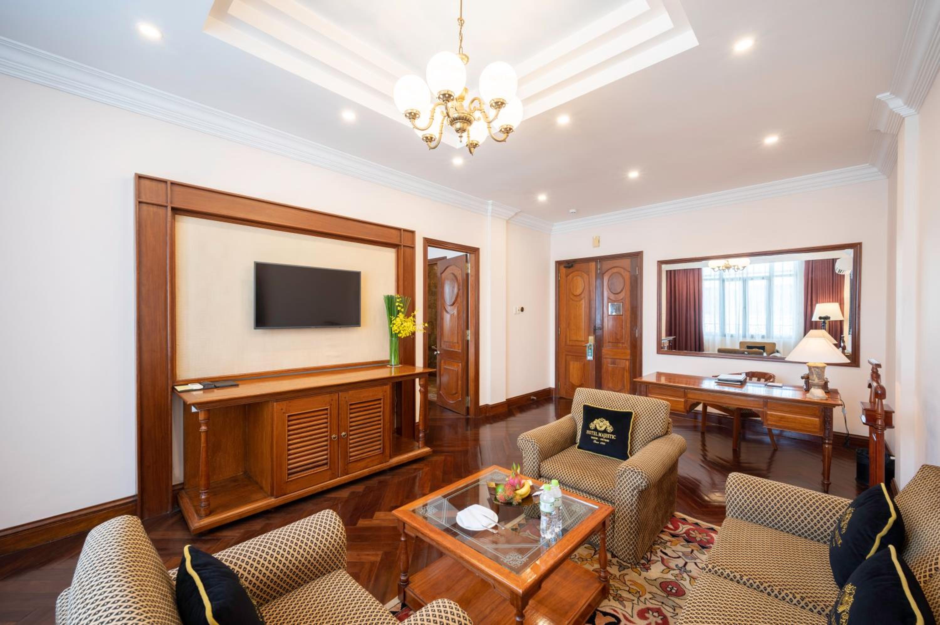 Century Suite photo 2