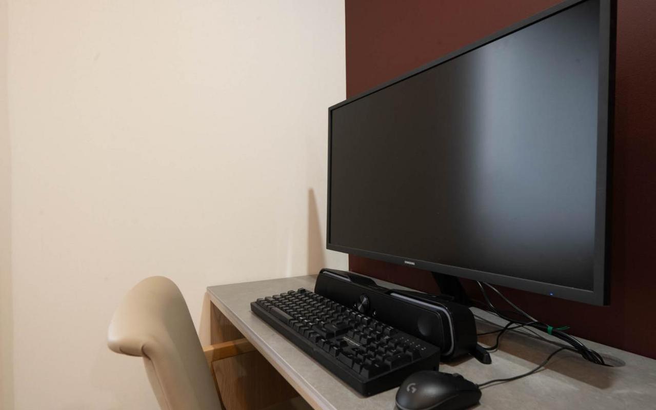 One PC Room - Photo 3