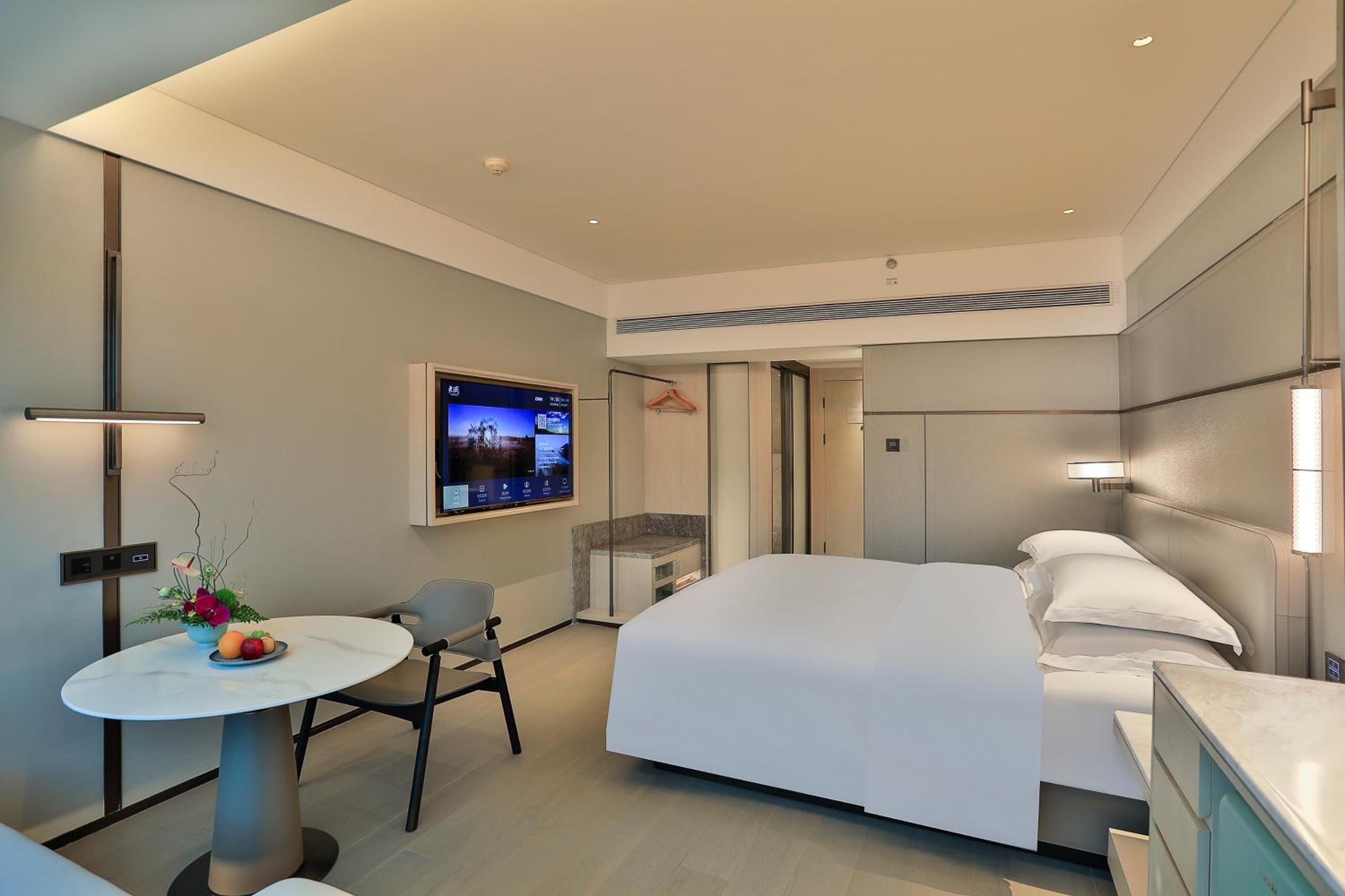 Business Queen Room - Photo 6