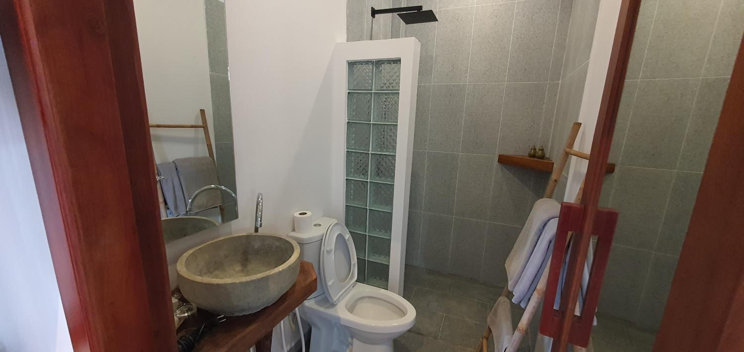 Deluxe Suite - Photo 1