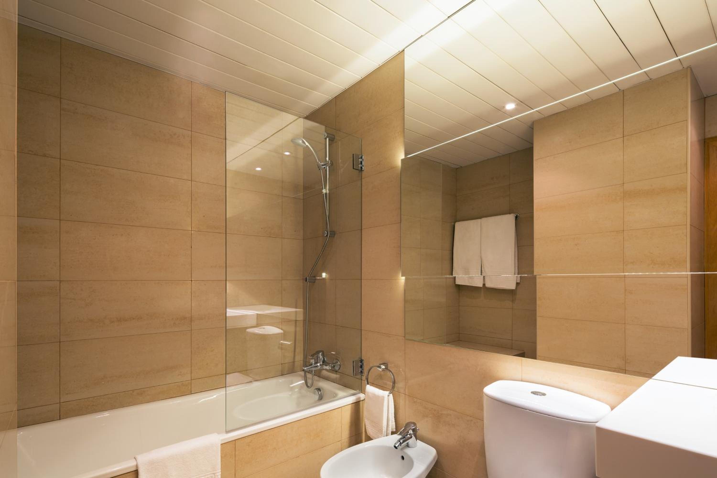 Available room