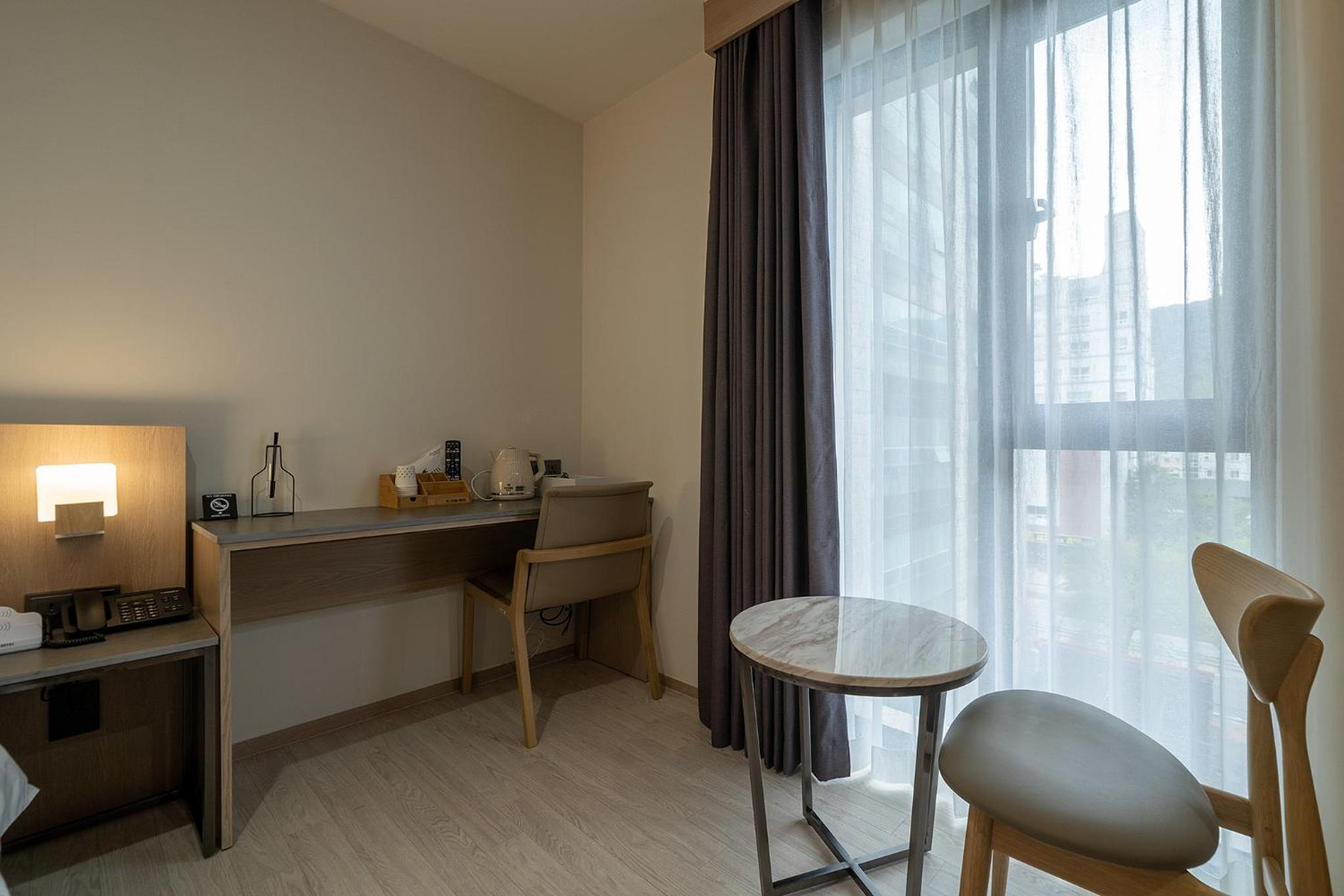 Premium Double Room - Photo 4