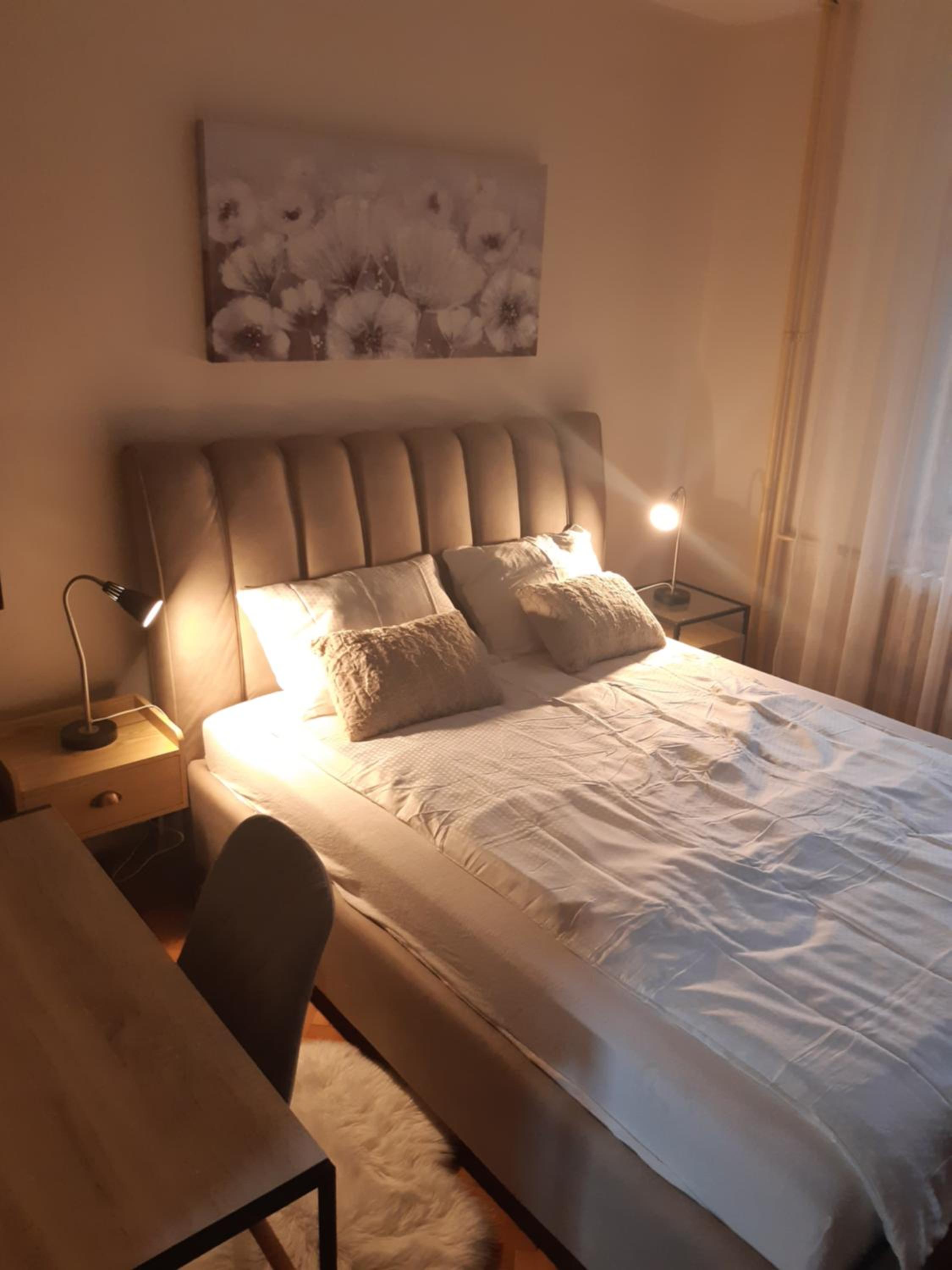 One-Bedroom Apartment photo 1