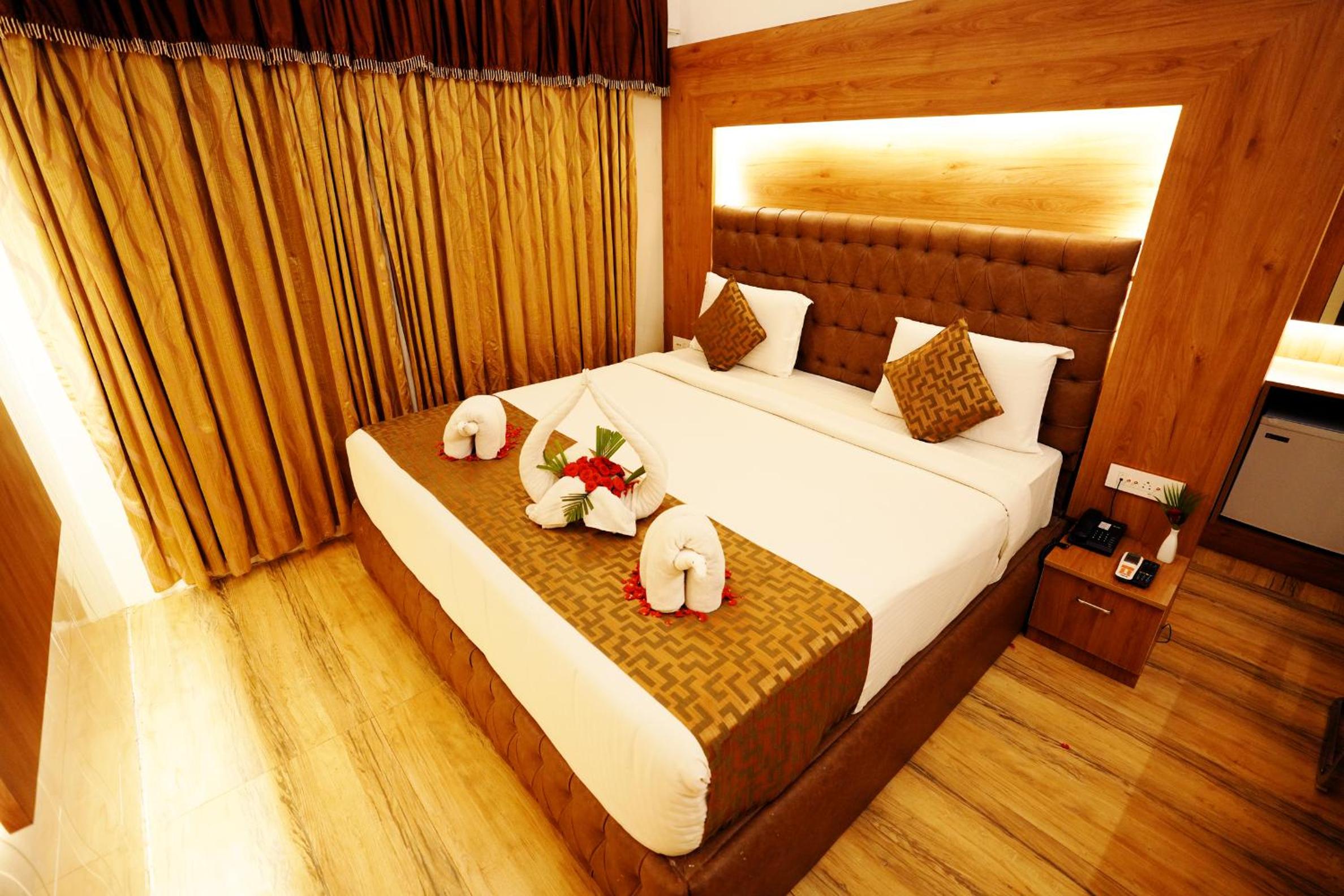 Executive Room - Photo 1