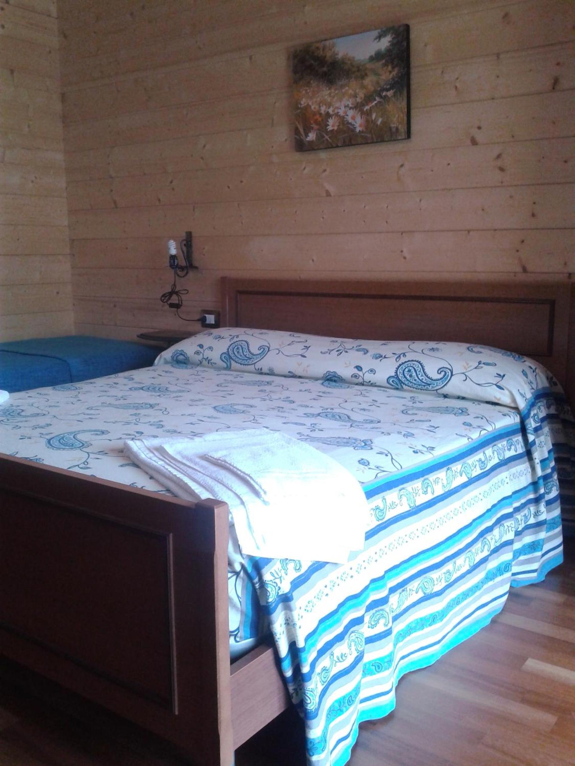 Double Room - Photo 10