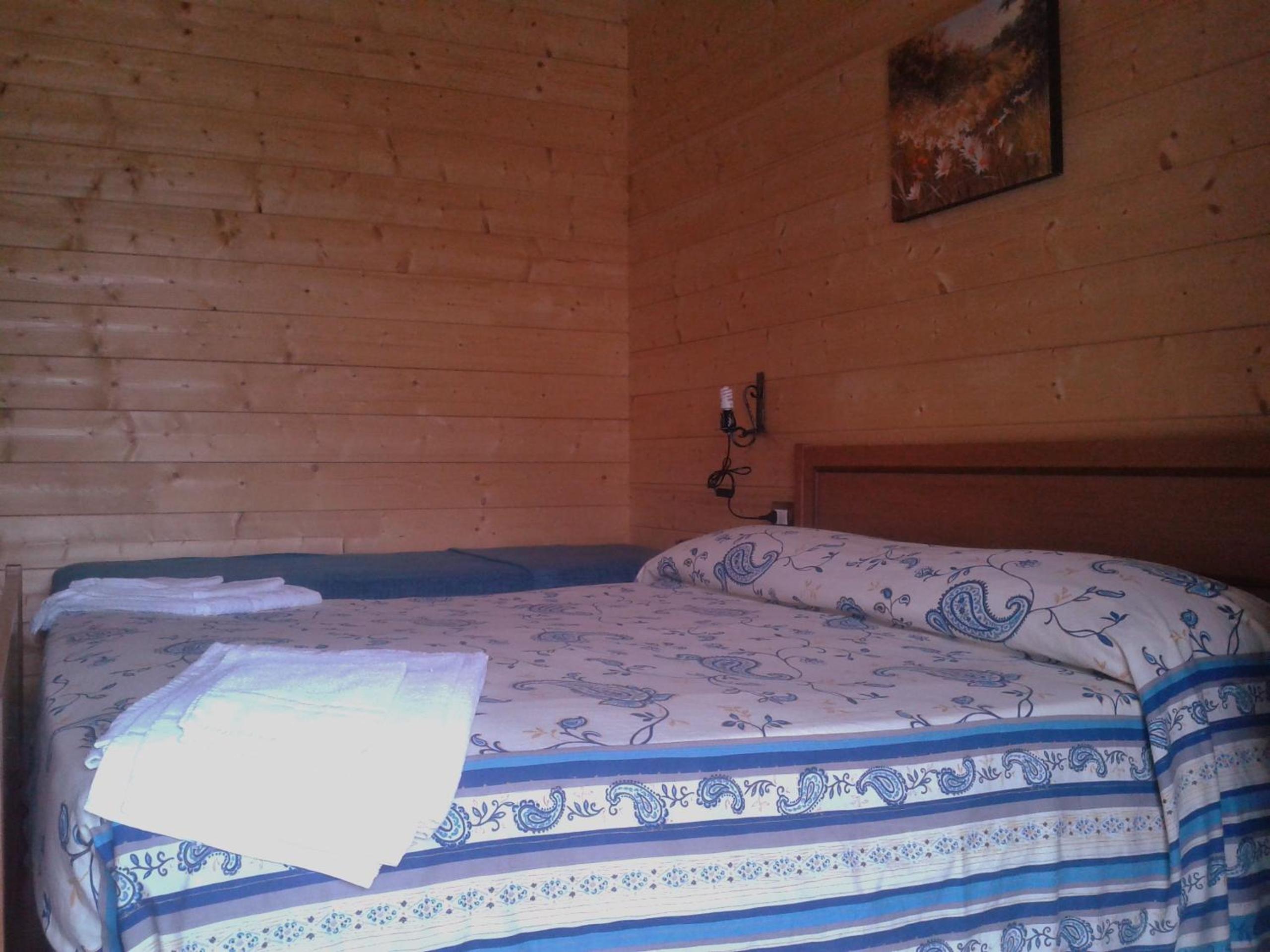 Double Room - Photo 8