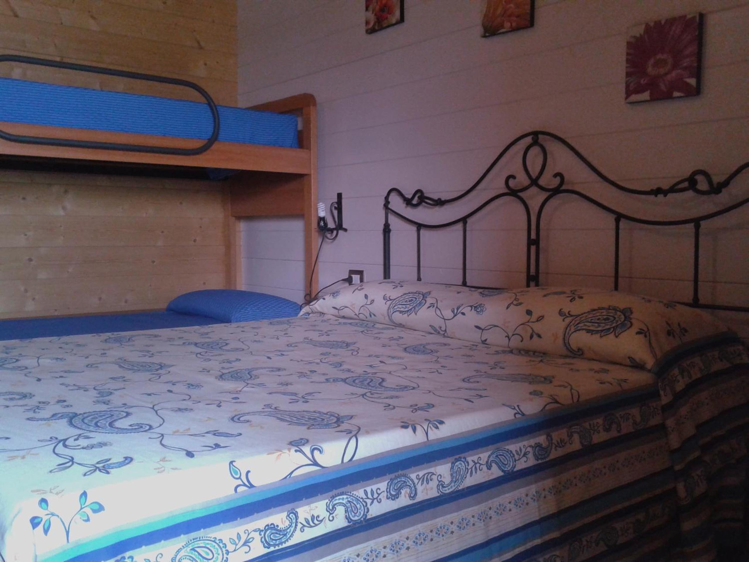 Double Room - Photo 5