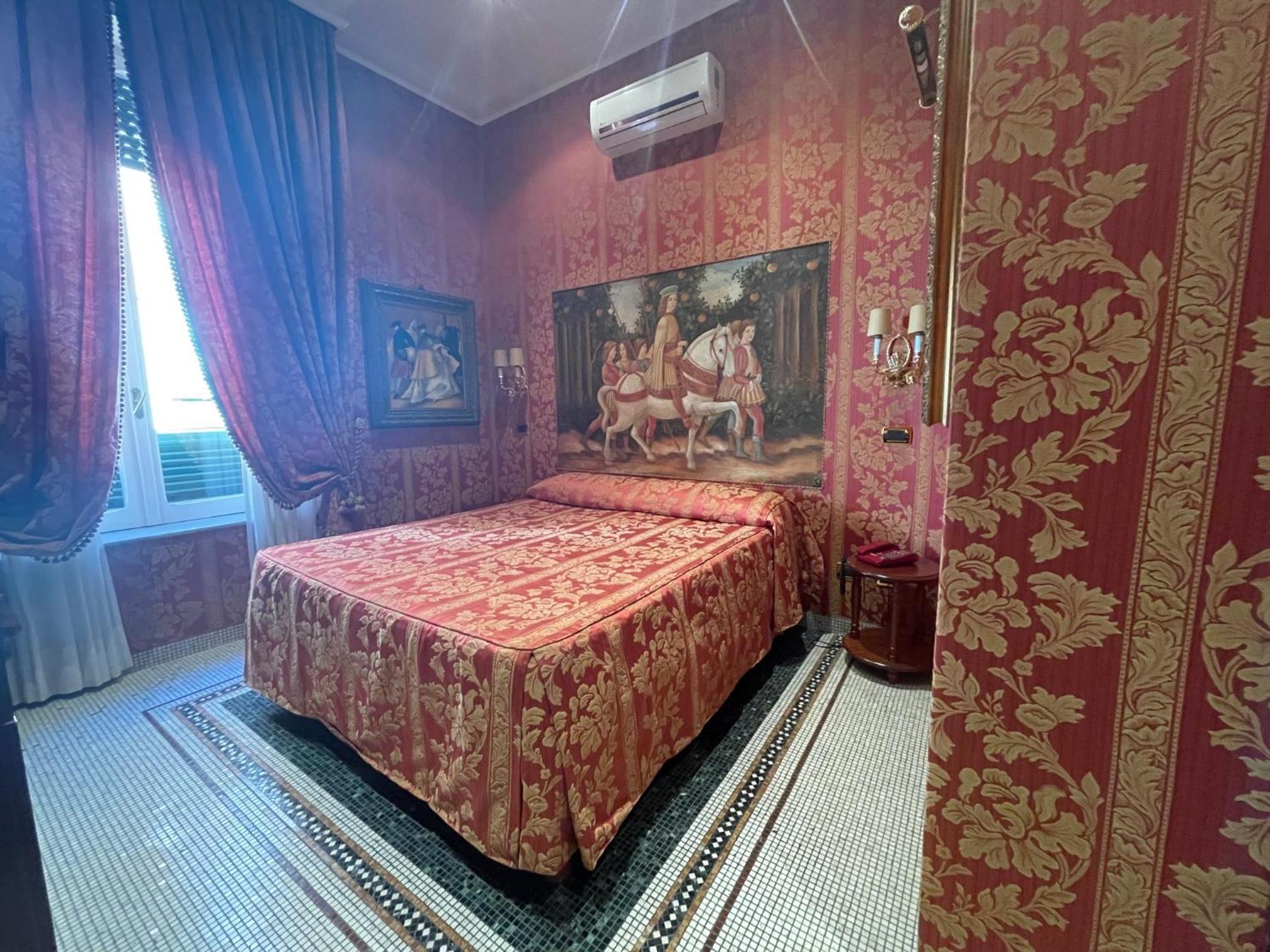 Standard Double or Twin Room photo 1