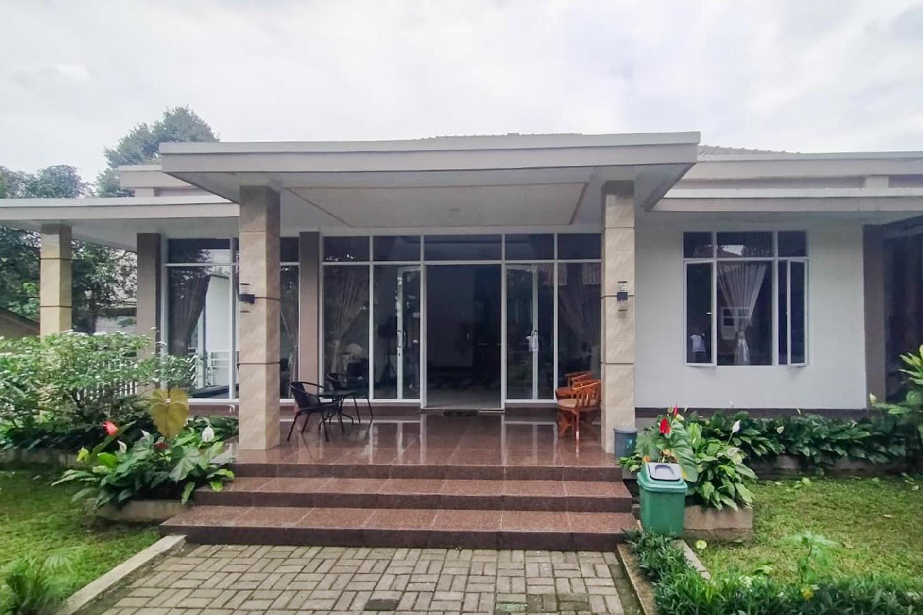 Villa with Private Pool photo 3