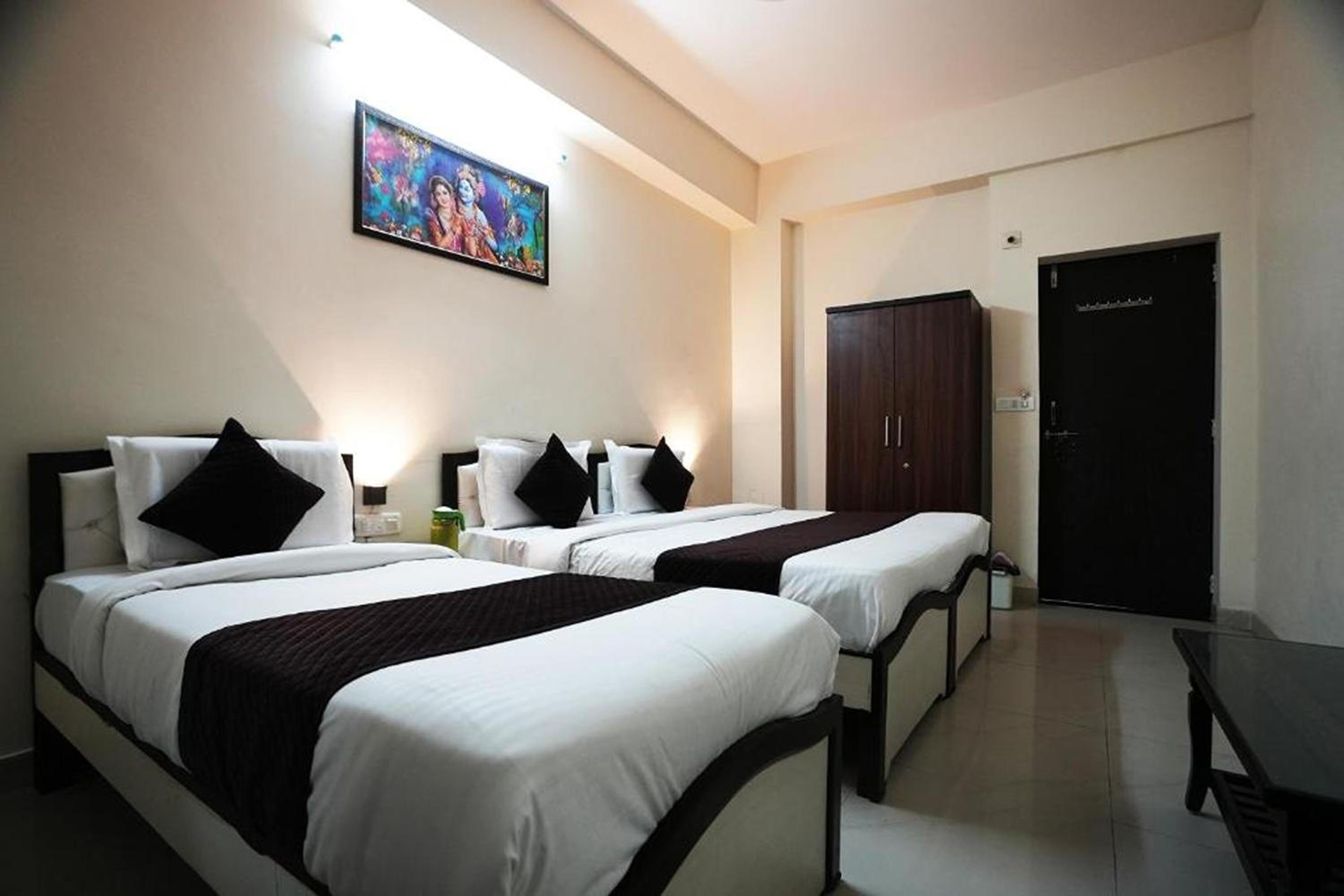 Deluxe Triple Room - Photo 4