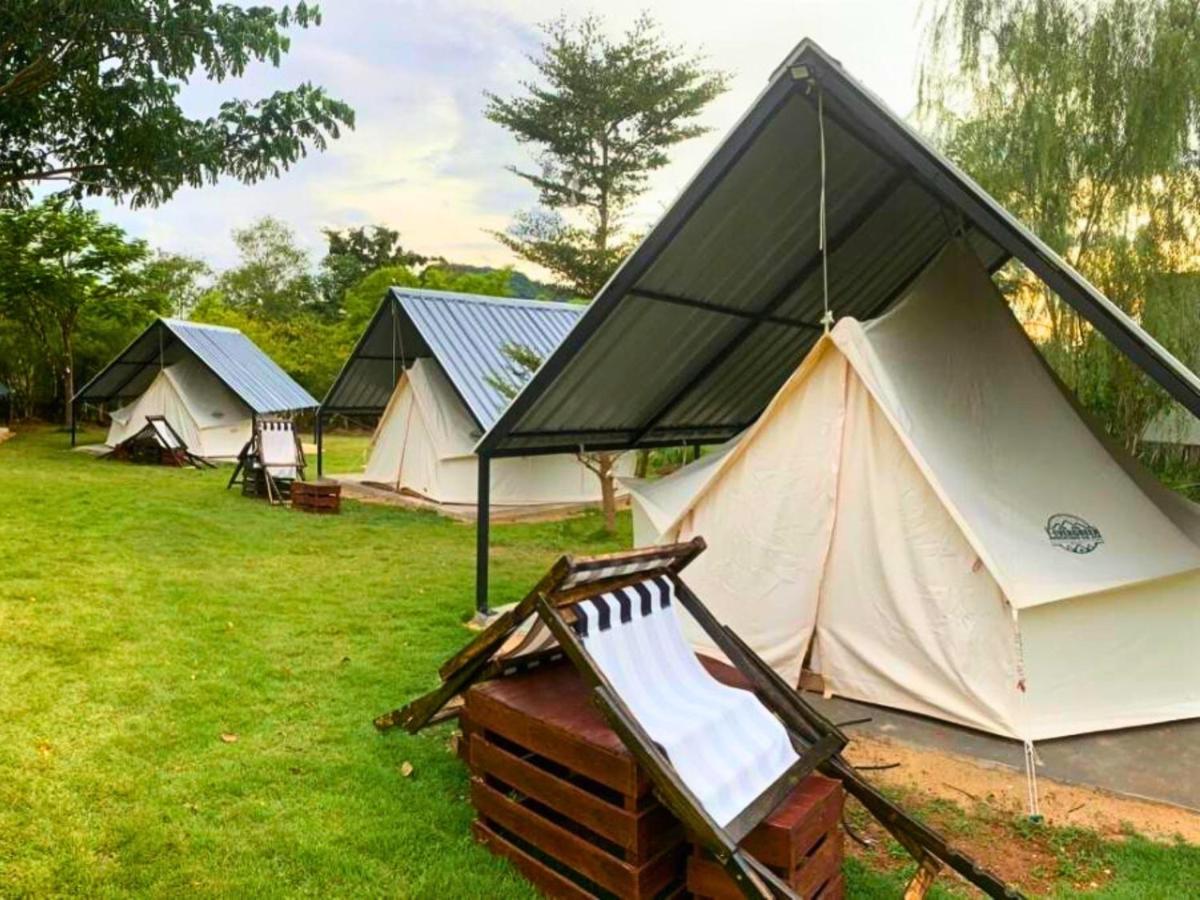 Tent - Photo 3