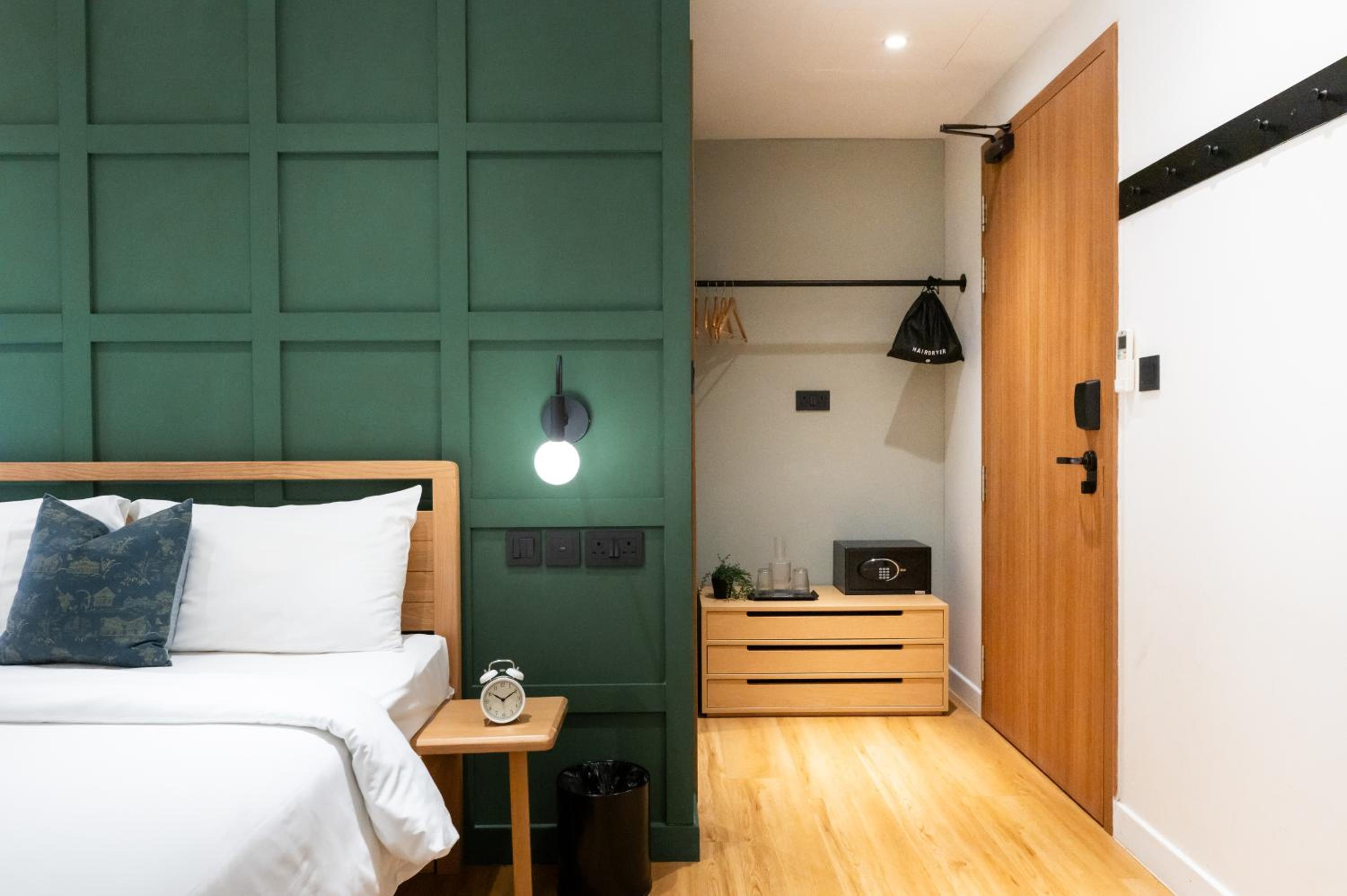 Two Bedroom photo 3