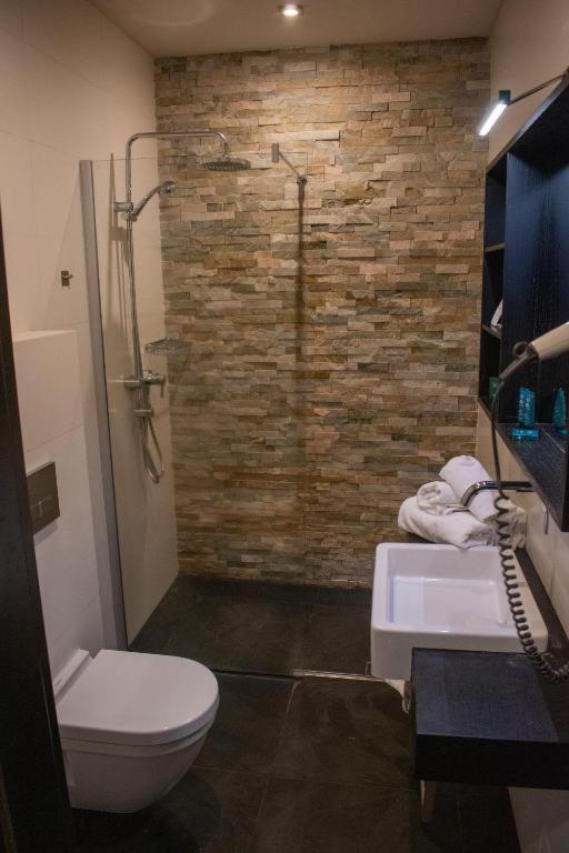 Standard Twin Room photo 3