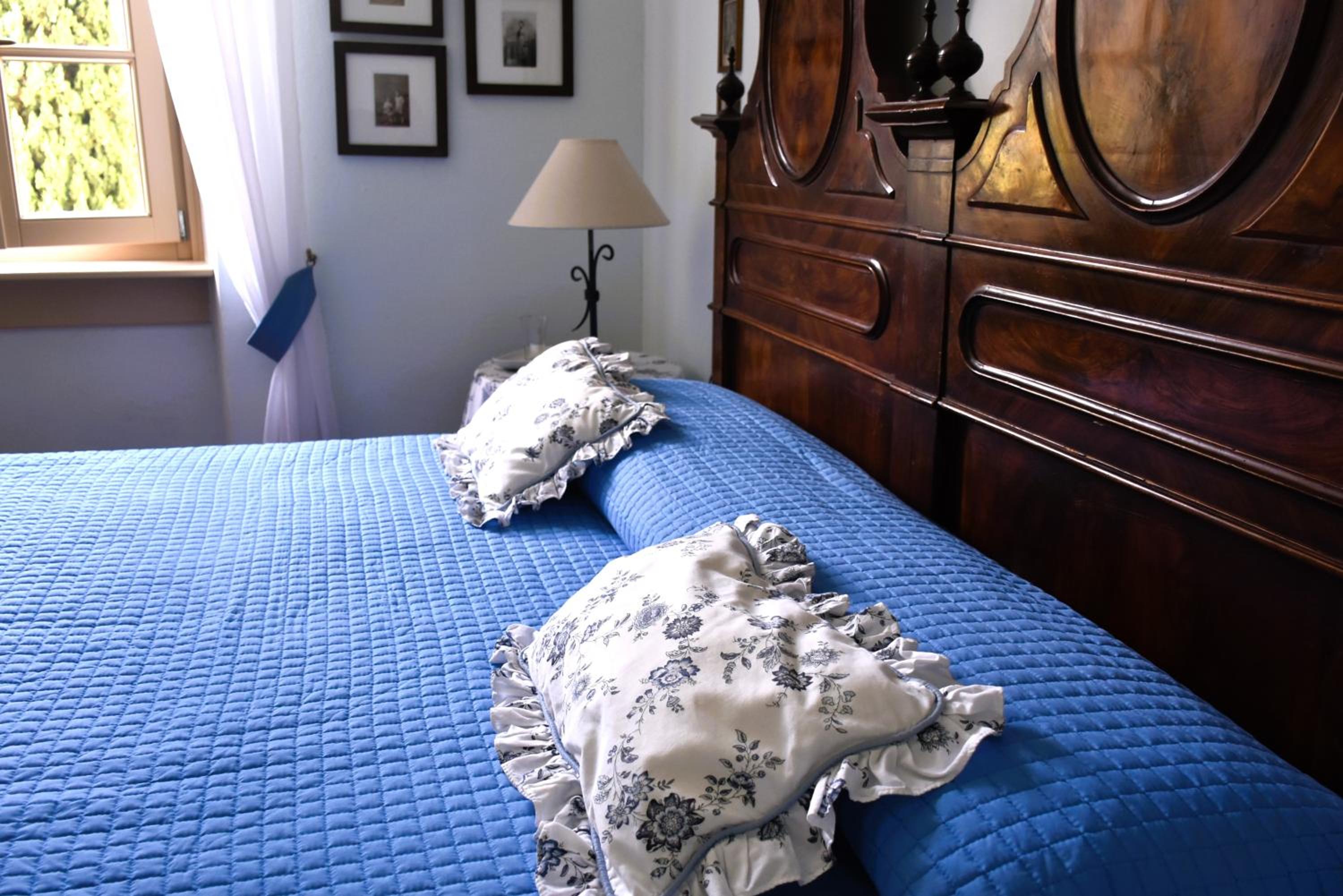 Deluxe Room (2 Adults + 1 Child) photo 3