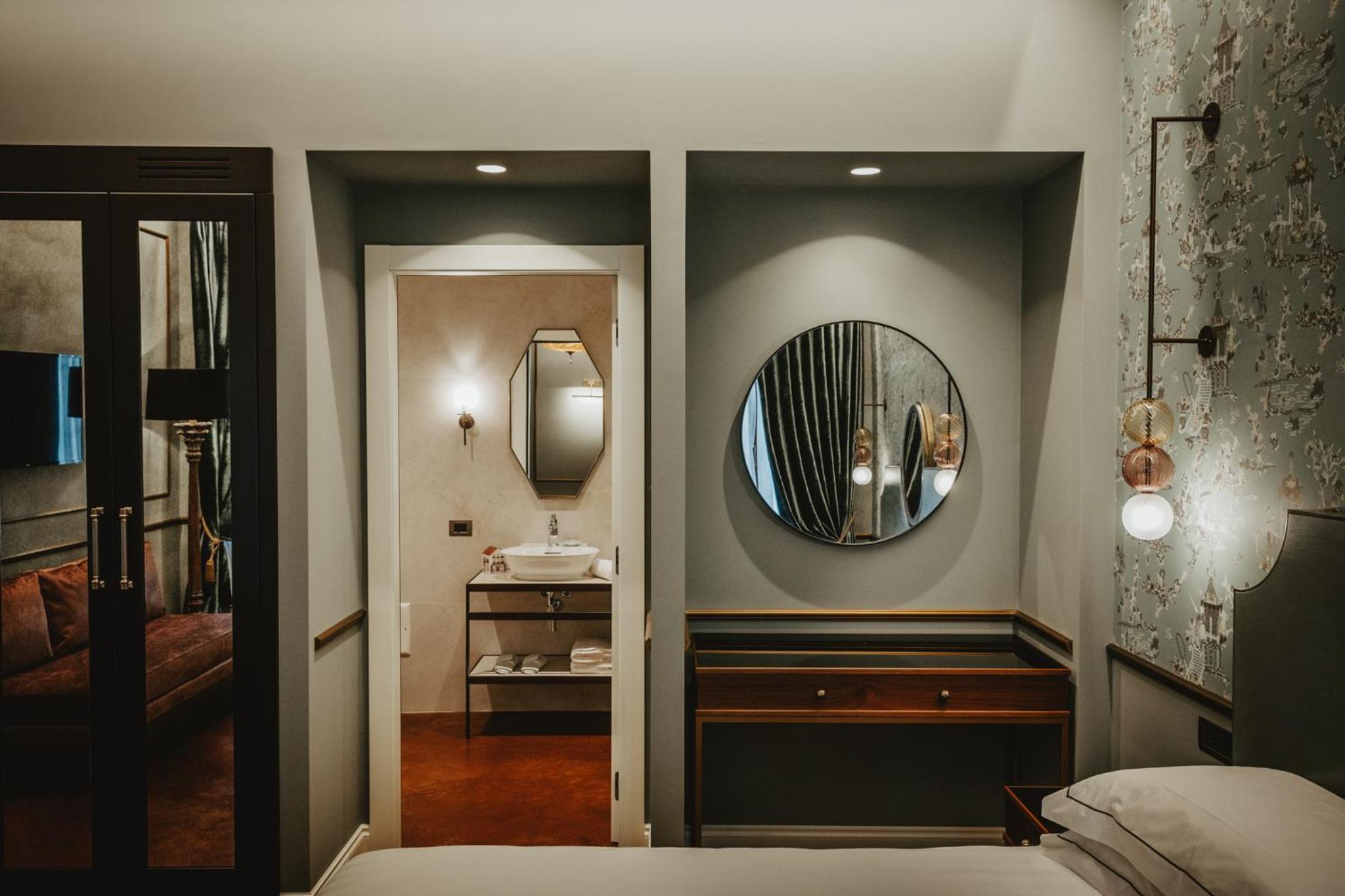 King Suite