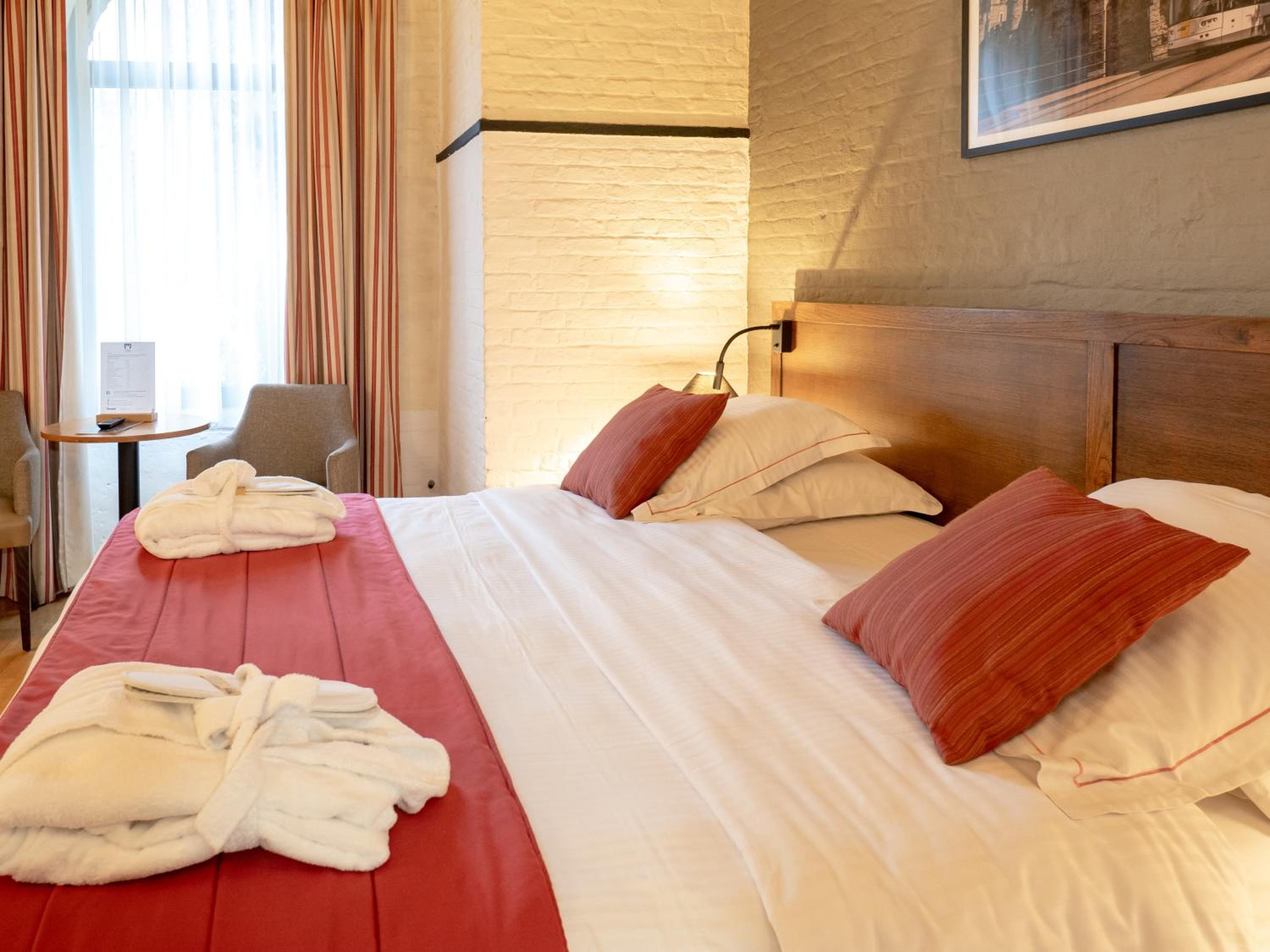 Standard Double or Twin Room - Photo 2
