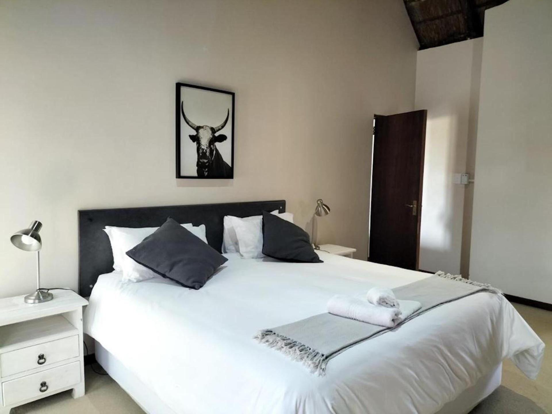 Standard Double or Twin Room - Photo 4