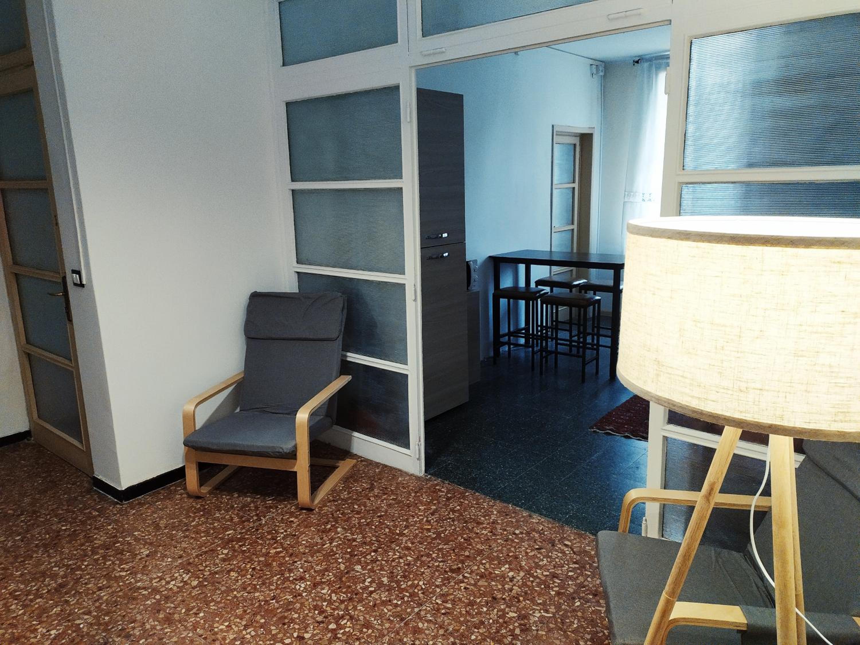 Triple Room with Shared Bathroom photo 2