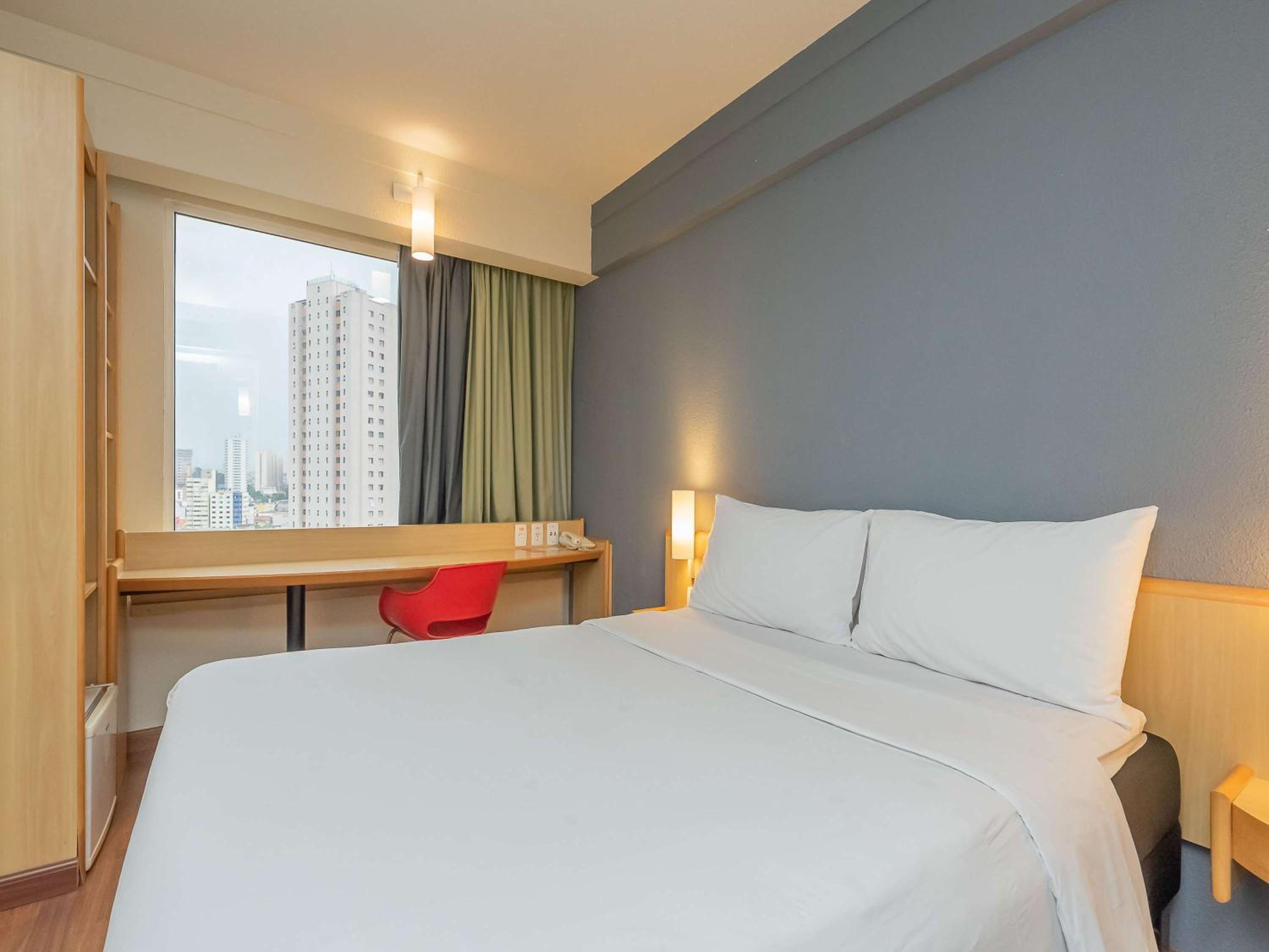 Standard One Double Bed - Photo 2