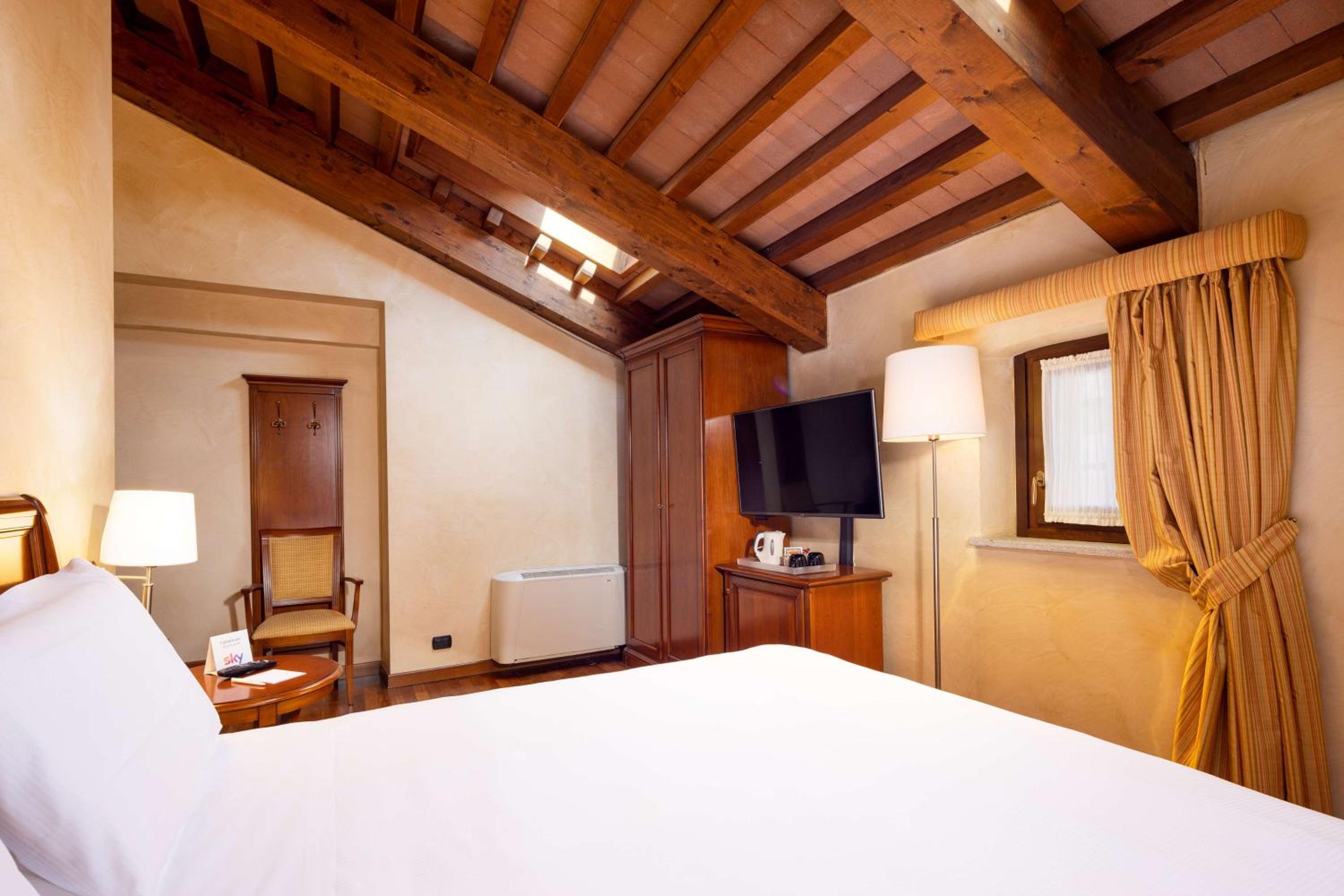 Superior Double Room - Photo 15