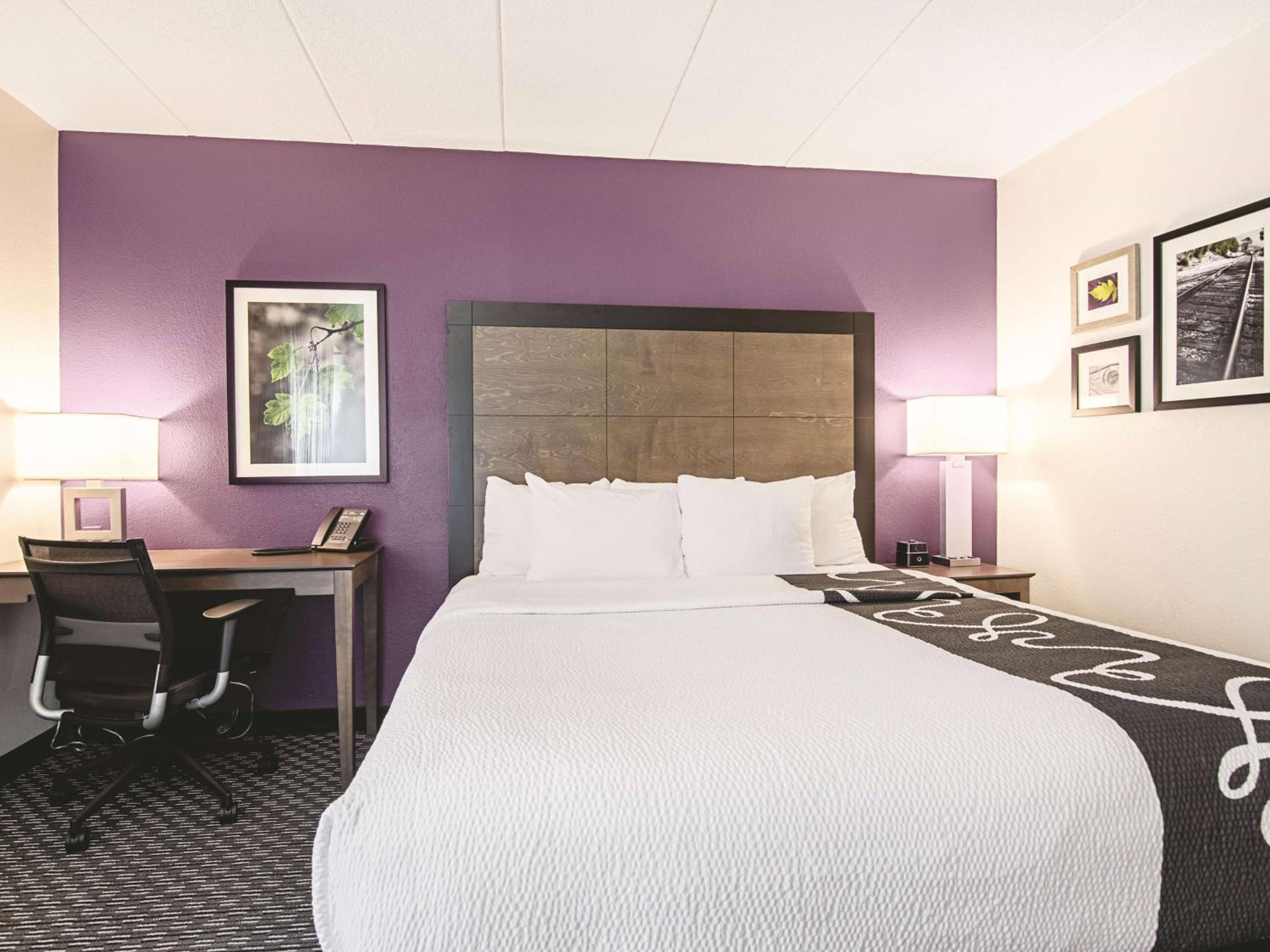 King Room - Disability Access - Photo 4