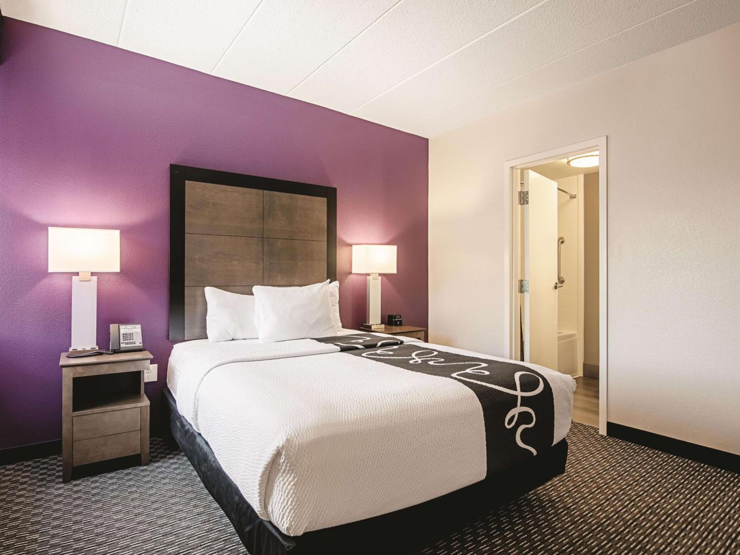 Standard Queen Room - Photo 3