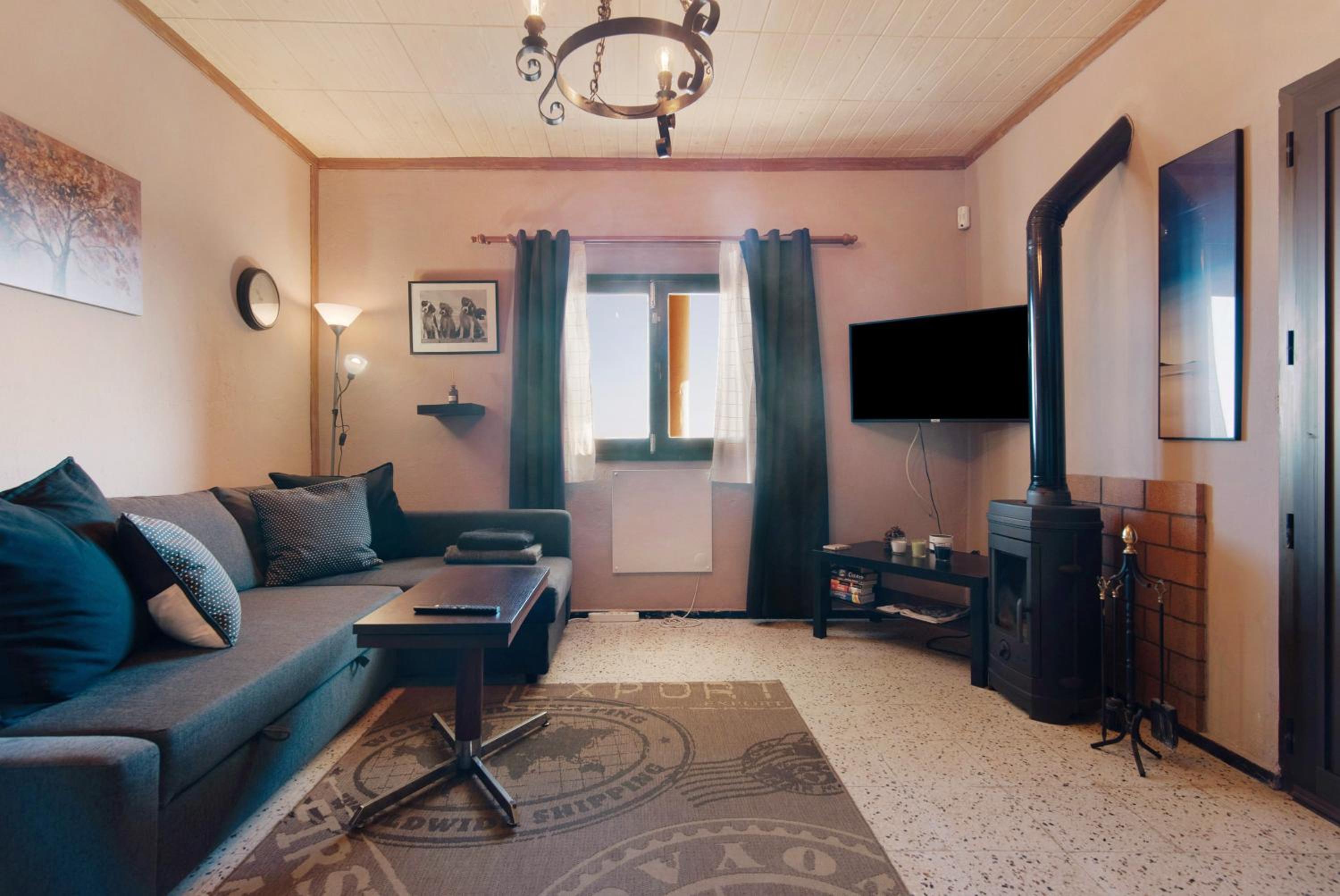Apartamento de un dormitorio superior con balcón