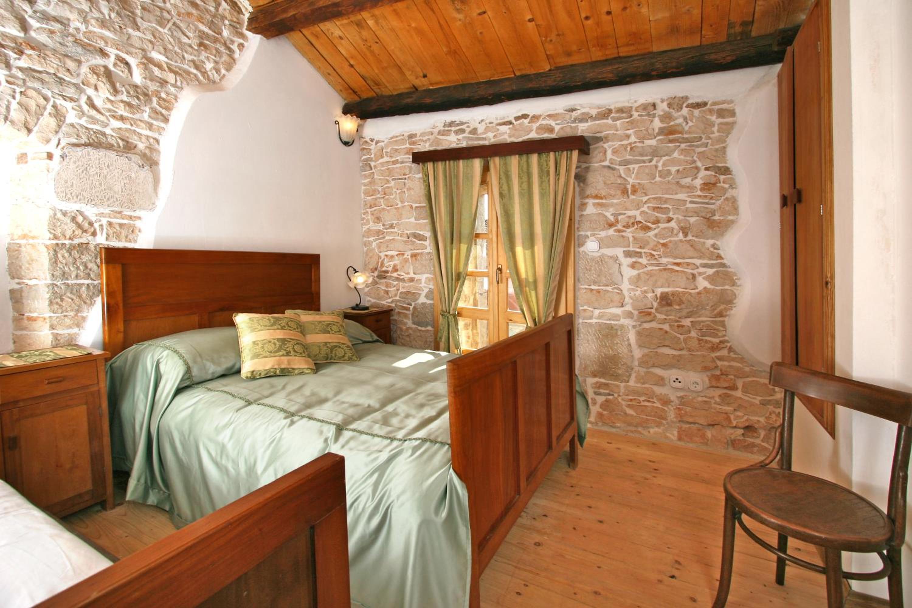 Triple Room with Terrace photo 1