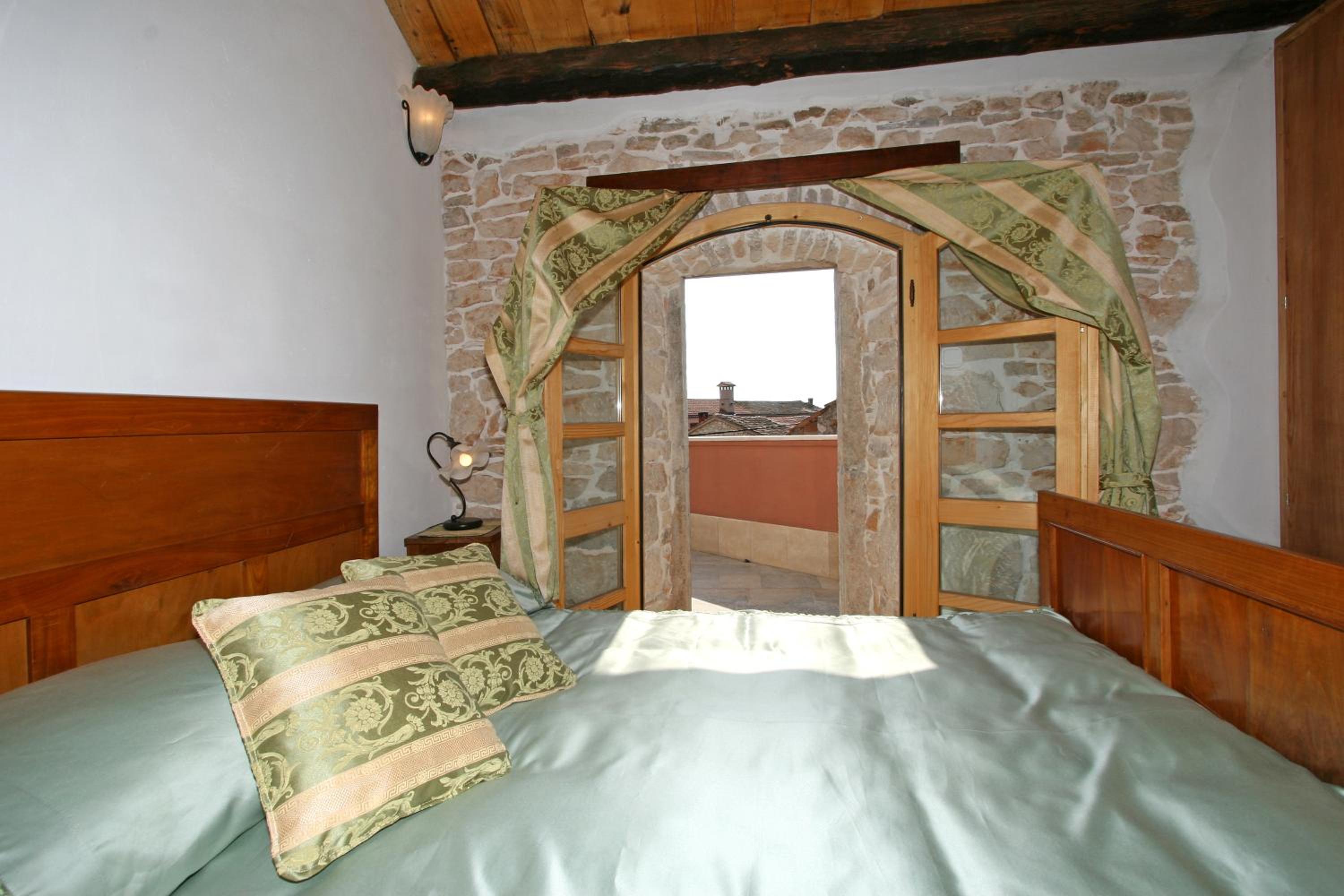 Triple Room with Terrace photo 3