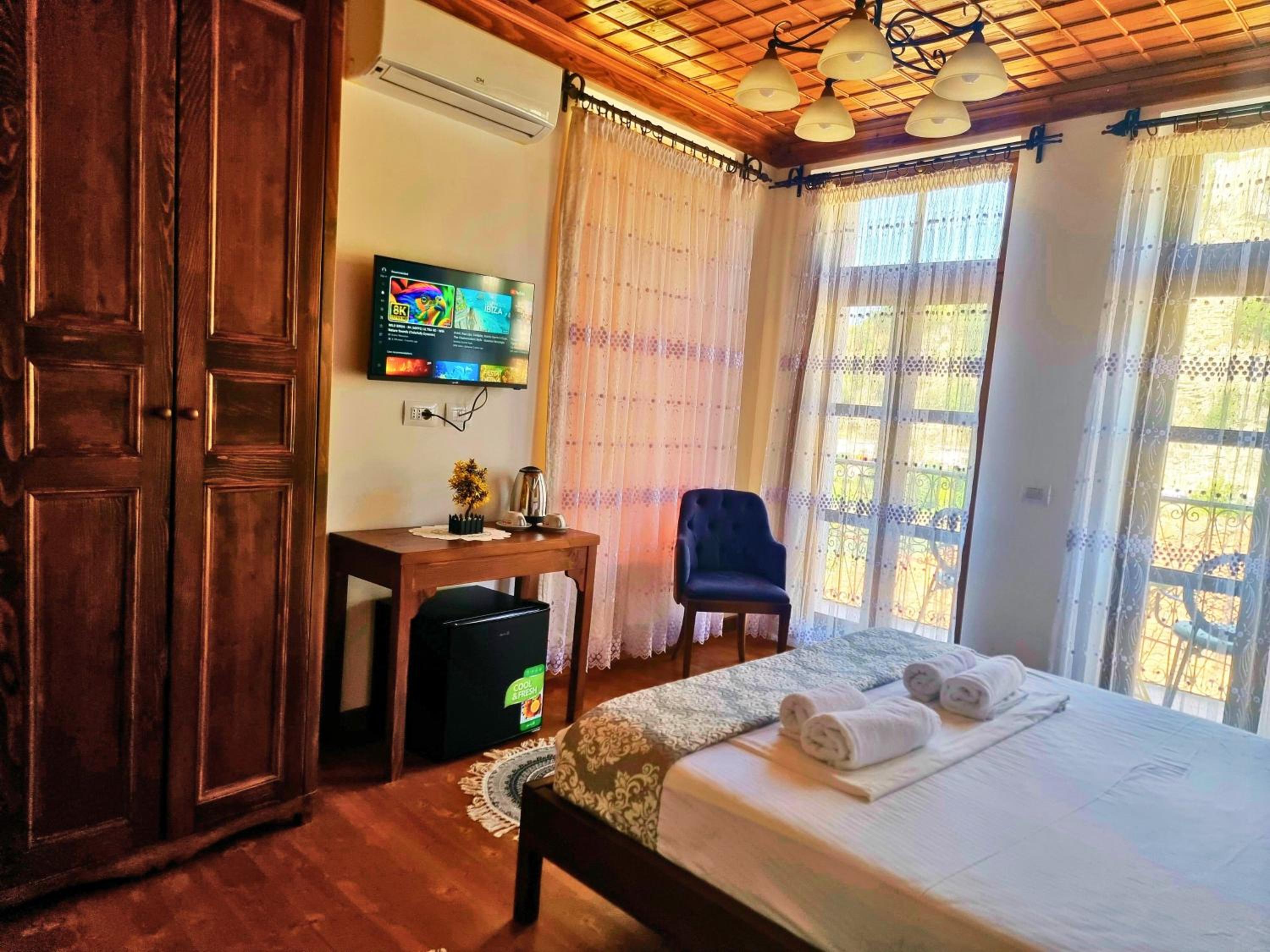 Double Room with Balcony photo 2